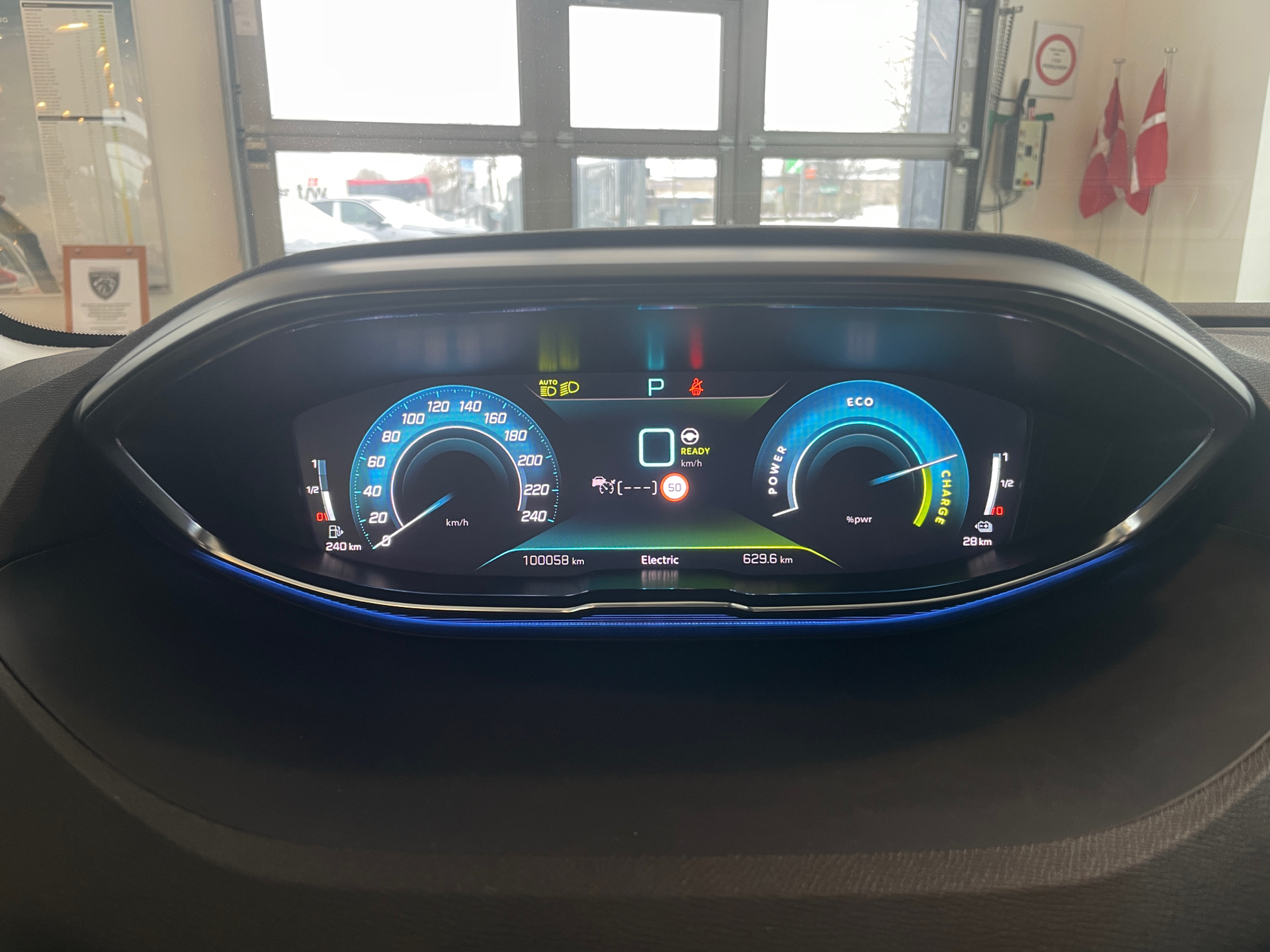 Billede af Peugeot 3008 1,6 PureTech  Plugin-hybrid Selection Sport EAT8 225HK 5d 8g Aut.