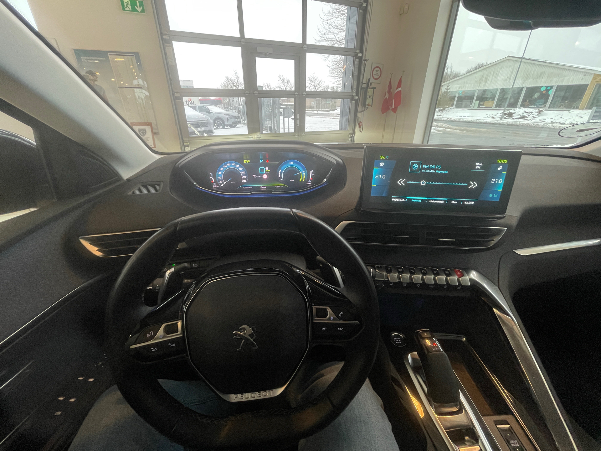 Billede af Peugeot 3008 1,6 PureTech  Plugin-hybrid Selection Sport EAT8 225HK 5d 8g Aut.