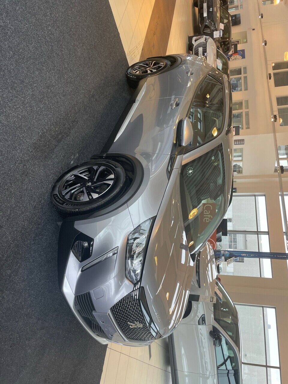 Billede af Peugeot 2008 1,5 BlueHDi Allure Pack EAT8 130HK 5d 8g Aut.