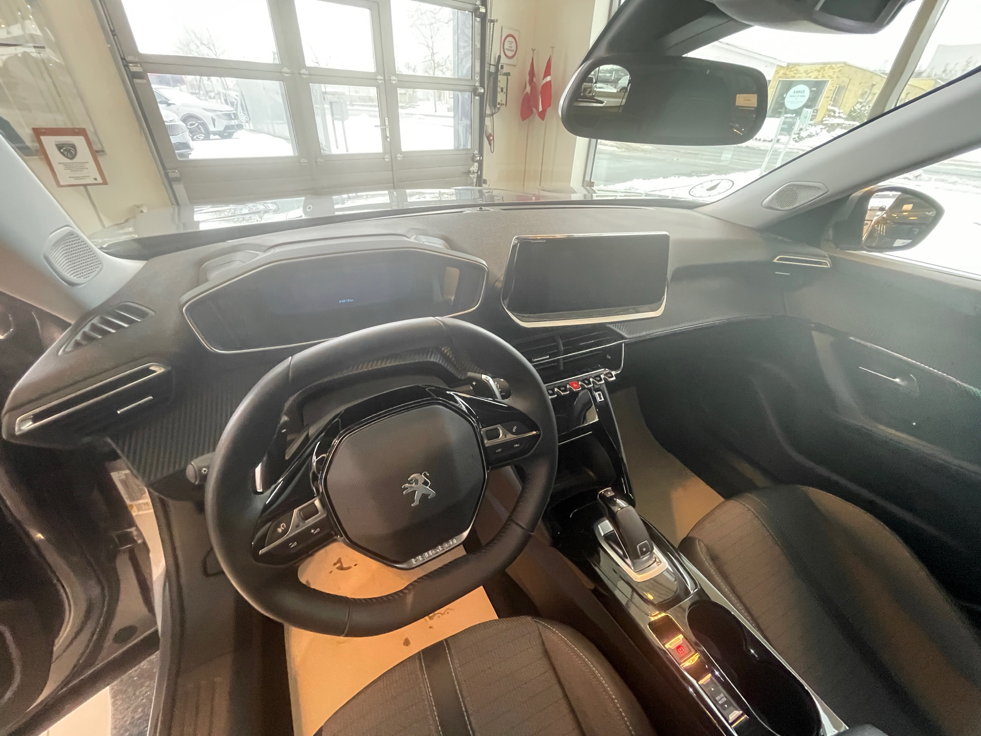 Billede af Peugeot 2008 1,5 BlueHDi Allure Pack EAT8 130HK 5d 8g Aut.