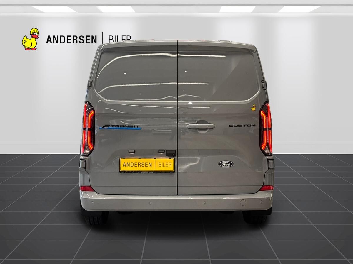 Billede af Ford E-Transit Custom 340 L2H1 EL Limited 218HK Van Aut.