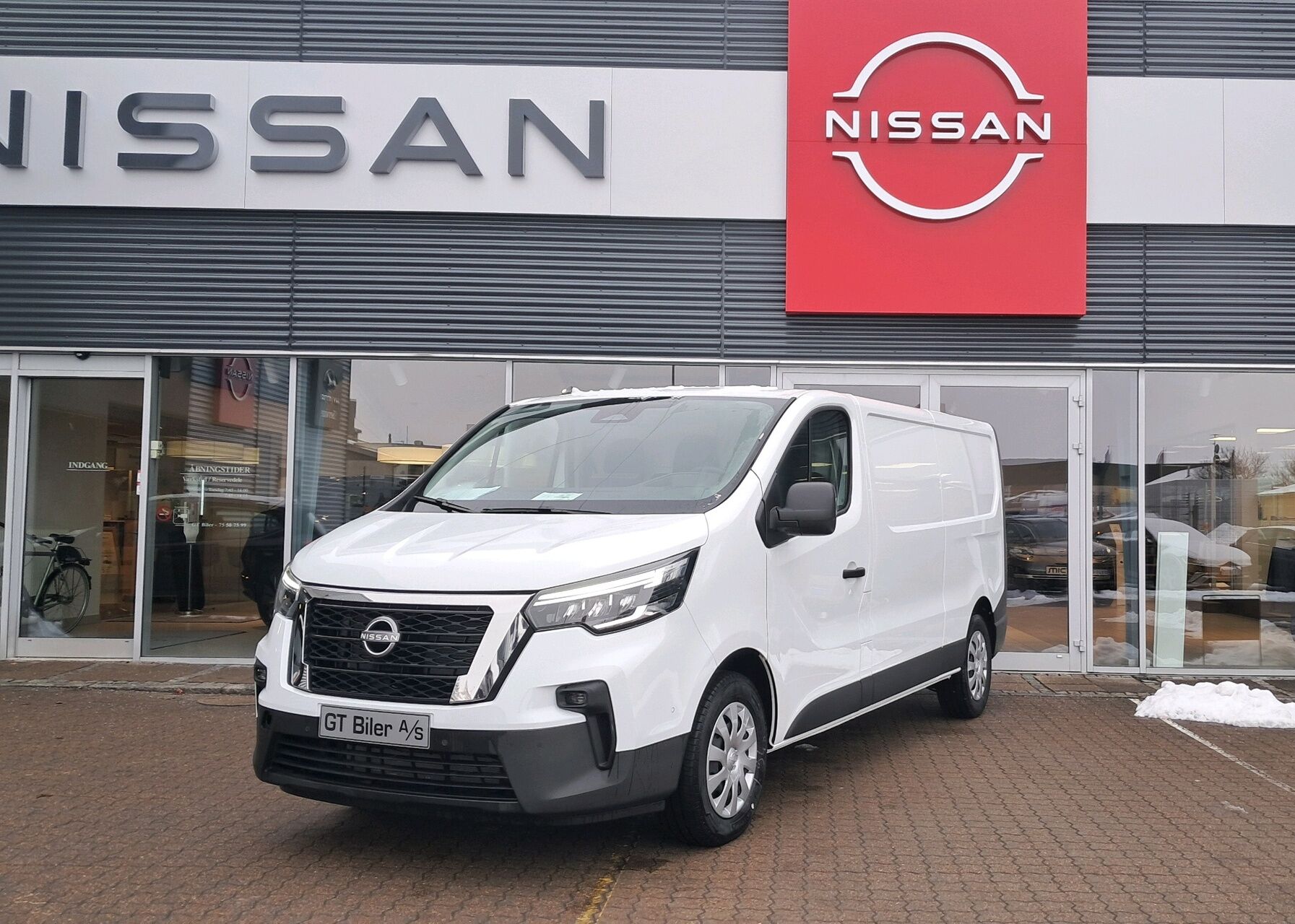 Billede af Nissan Primastar L2H1 2,0 DCi N-Connecta 150HK Van 6g Aut.