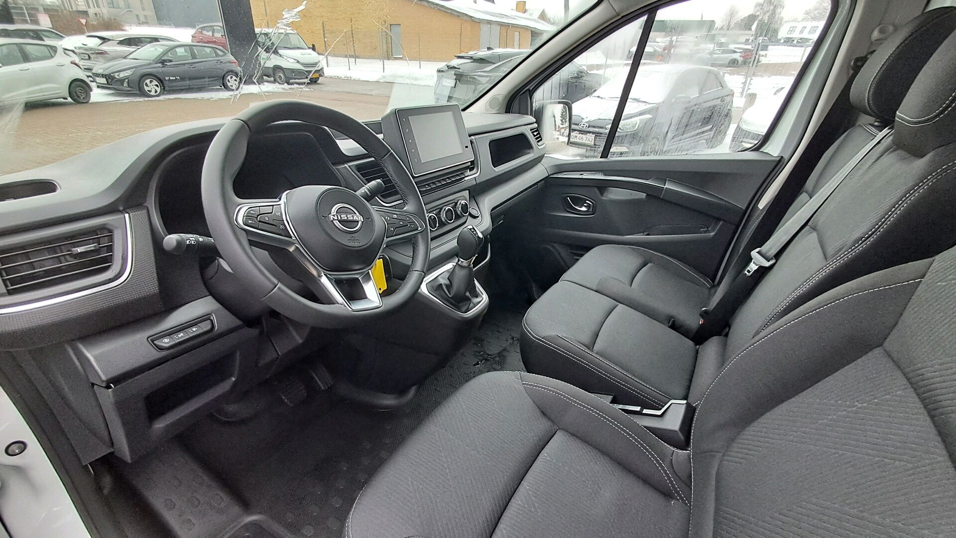 Billede af Nissan Primastar L2H1 2,0 DCi N-Connecta 150HK Van 6g Aut.