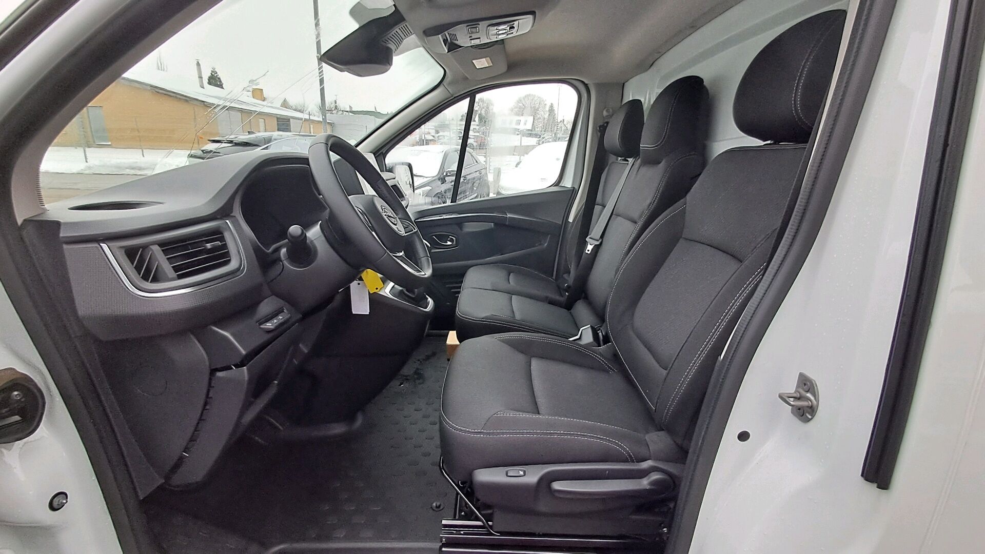 Billede af Nissan Primastar L2H1 2,0 DCi N-Connecta 150HK Van 6g Aut.