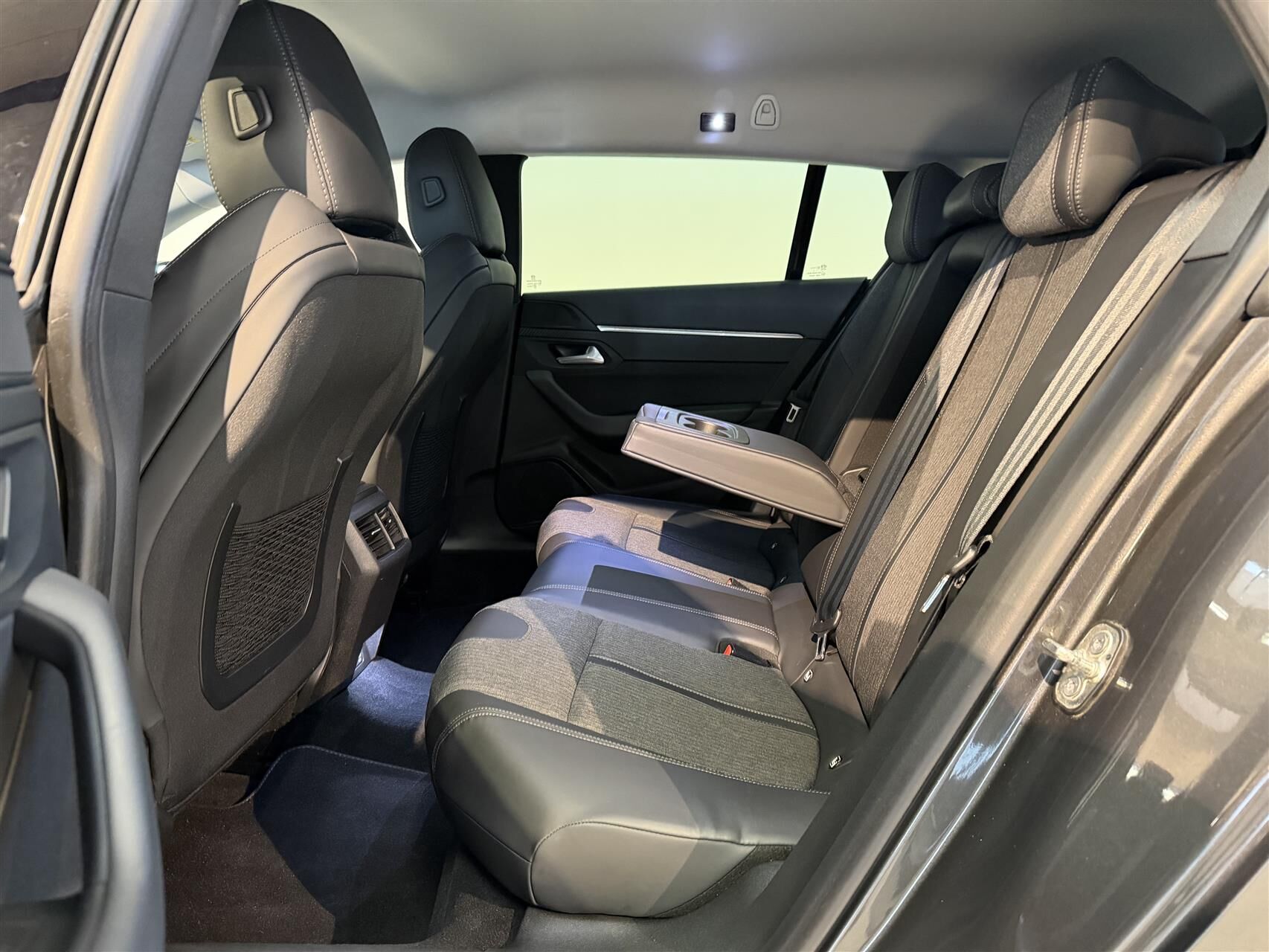 Billede af Peugeot 508 SW 1,5 BlueHDi Limited Pack EAT8 start/stop 130HK Stc 8g Aut.