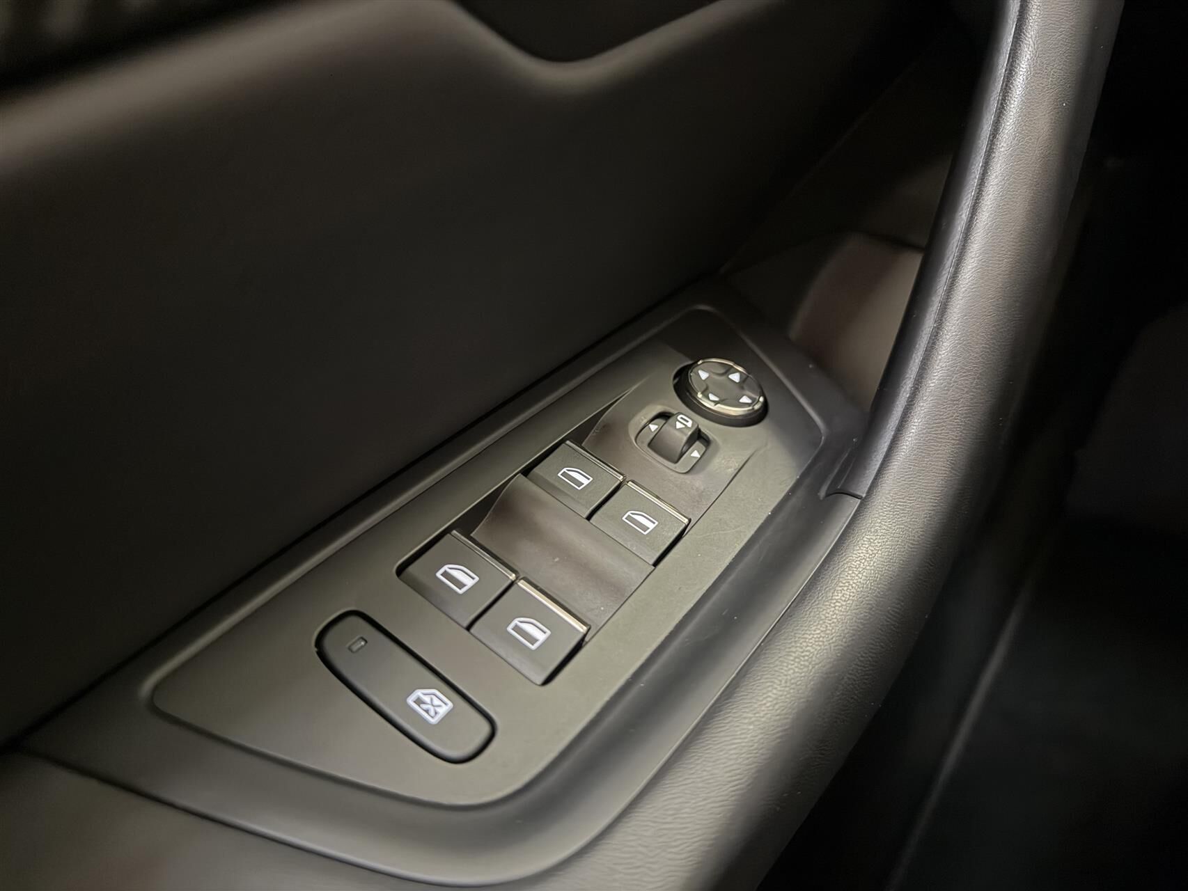 Billede af Peugeot 508 SW 1,5 BlueHDi Limited Pack EAT8 start/stop 130HK Stc 8g Aut.