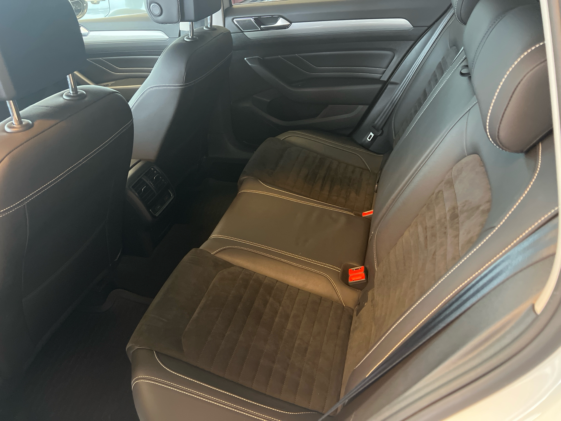 Billede af VW Passat Variant 1,4 TSI  Plugin-hybrid GTE DSG 218HK Stc 6g Aut.