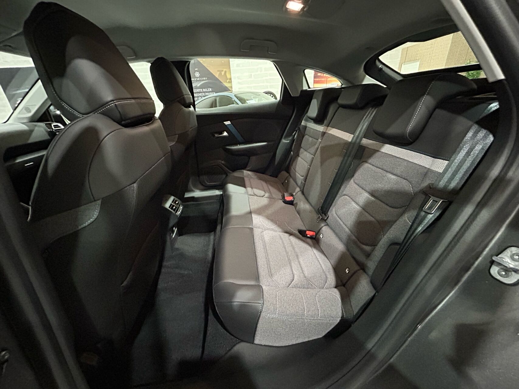 Billede af Citroën e-C4 EL Feel 136HK 5d Aut.