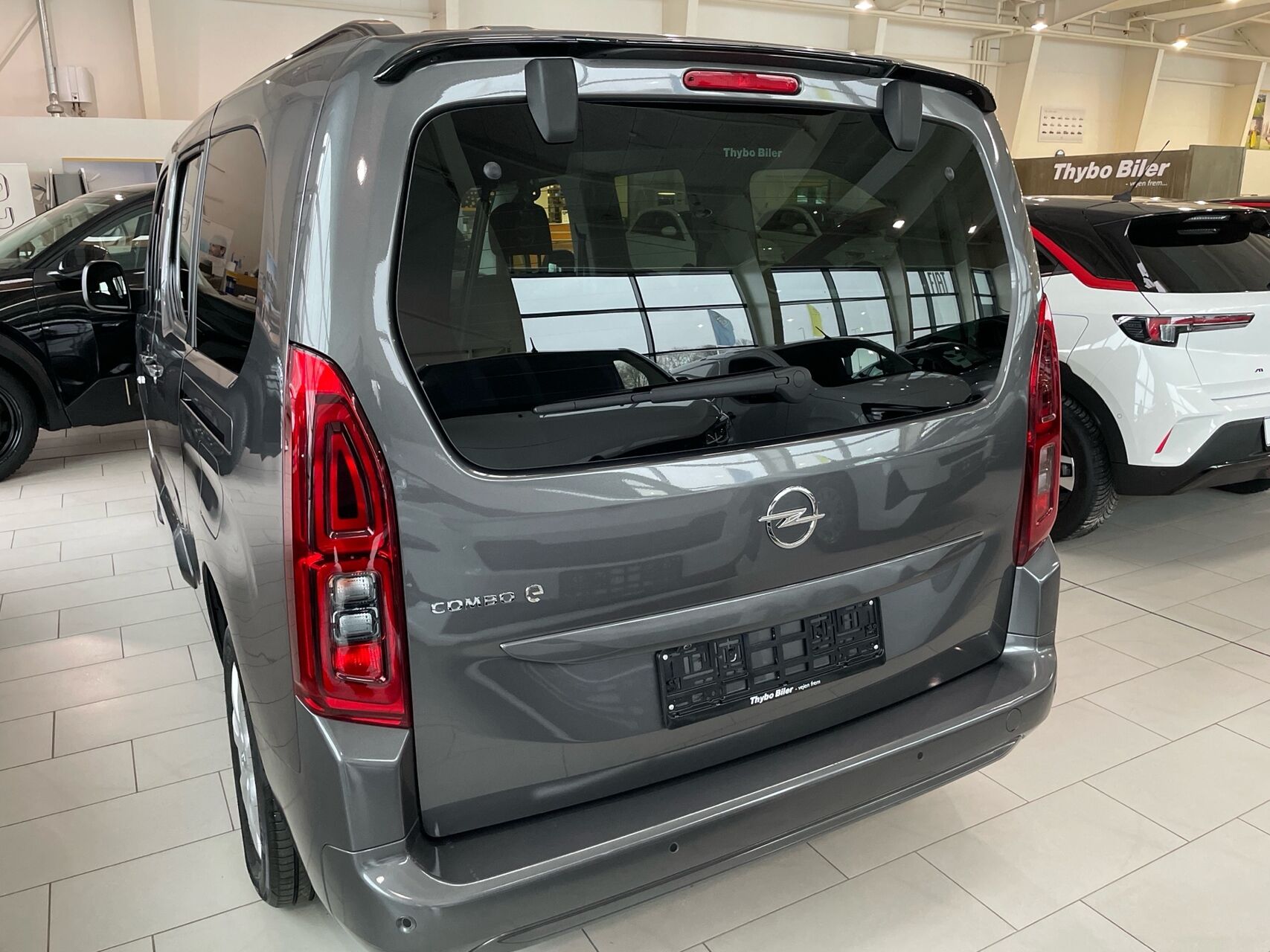 Billede af Opel Combo-e Life L2 EL Elegance XL 136HK Aut.