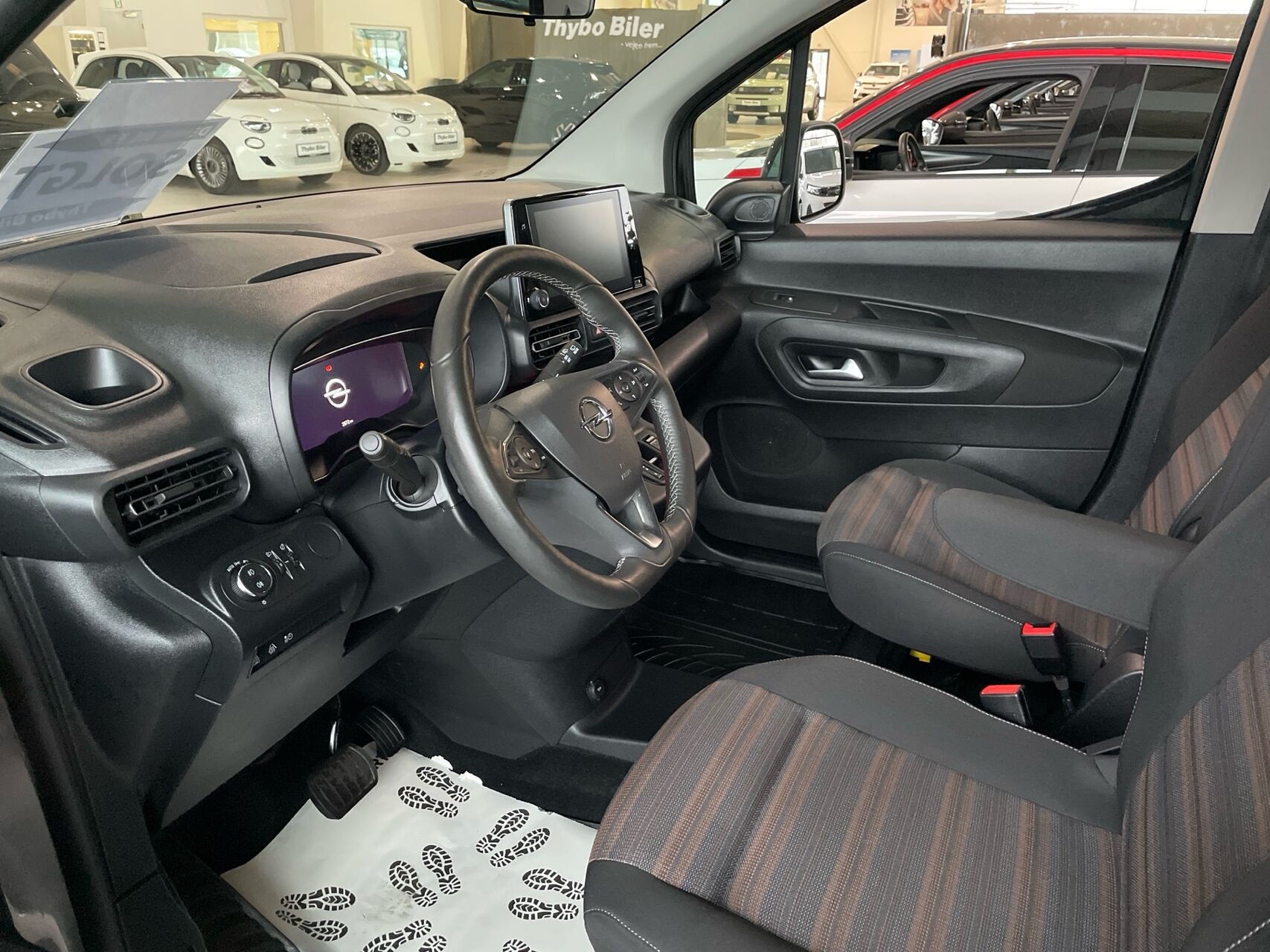 Billede af Opel Combo-e Life L2 EL Elegance XL 136HK Aut.