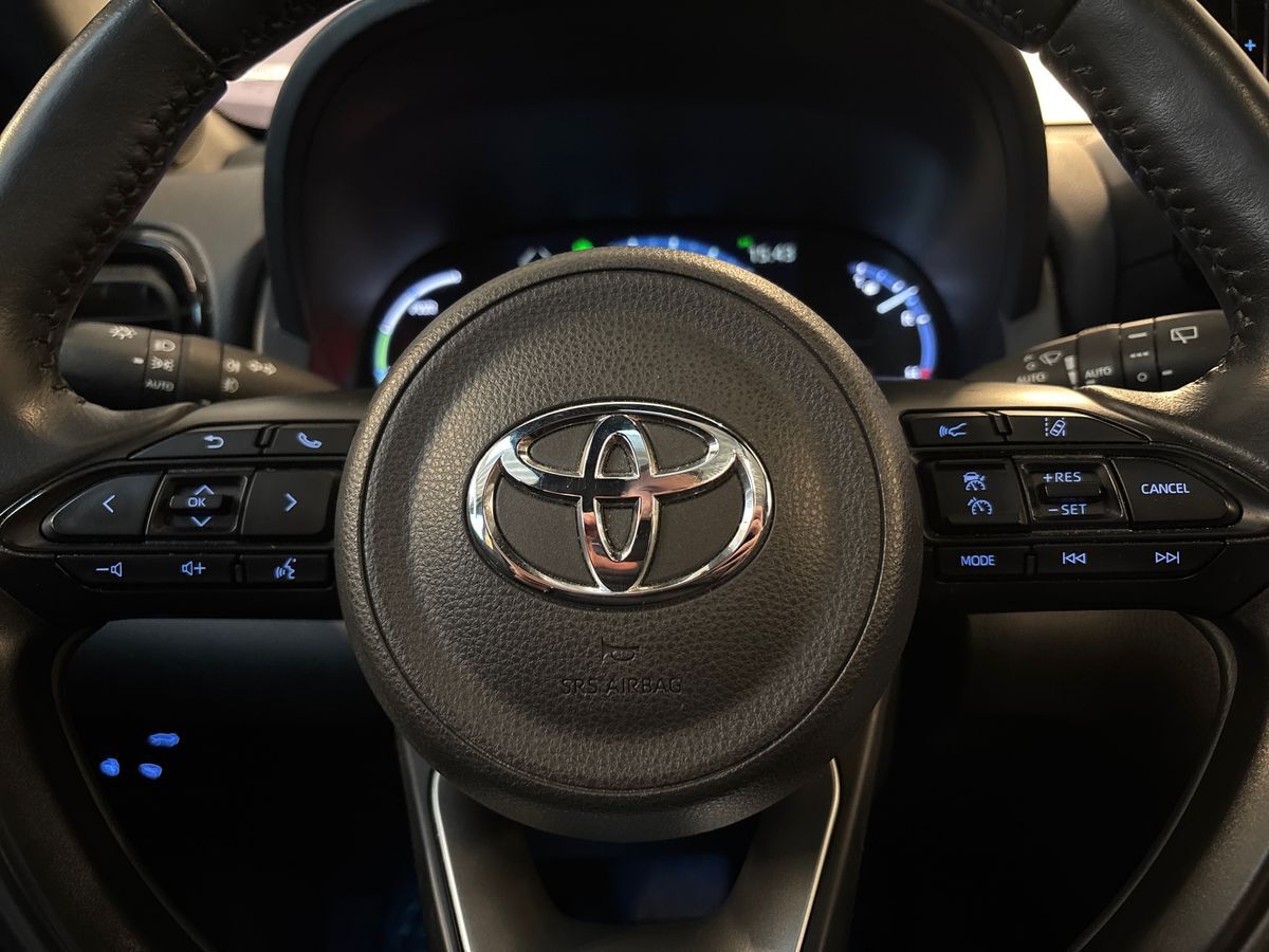 Billede af Toyota Yaris Cross 1,5 Hybrid Style 116HK 5d Trinl. Gear