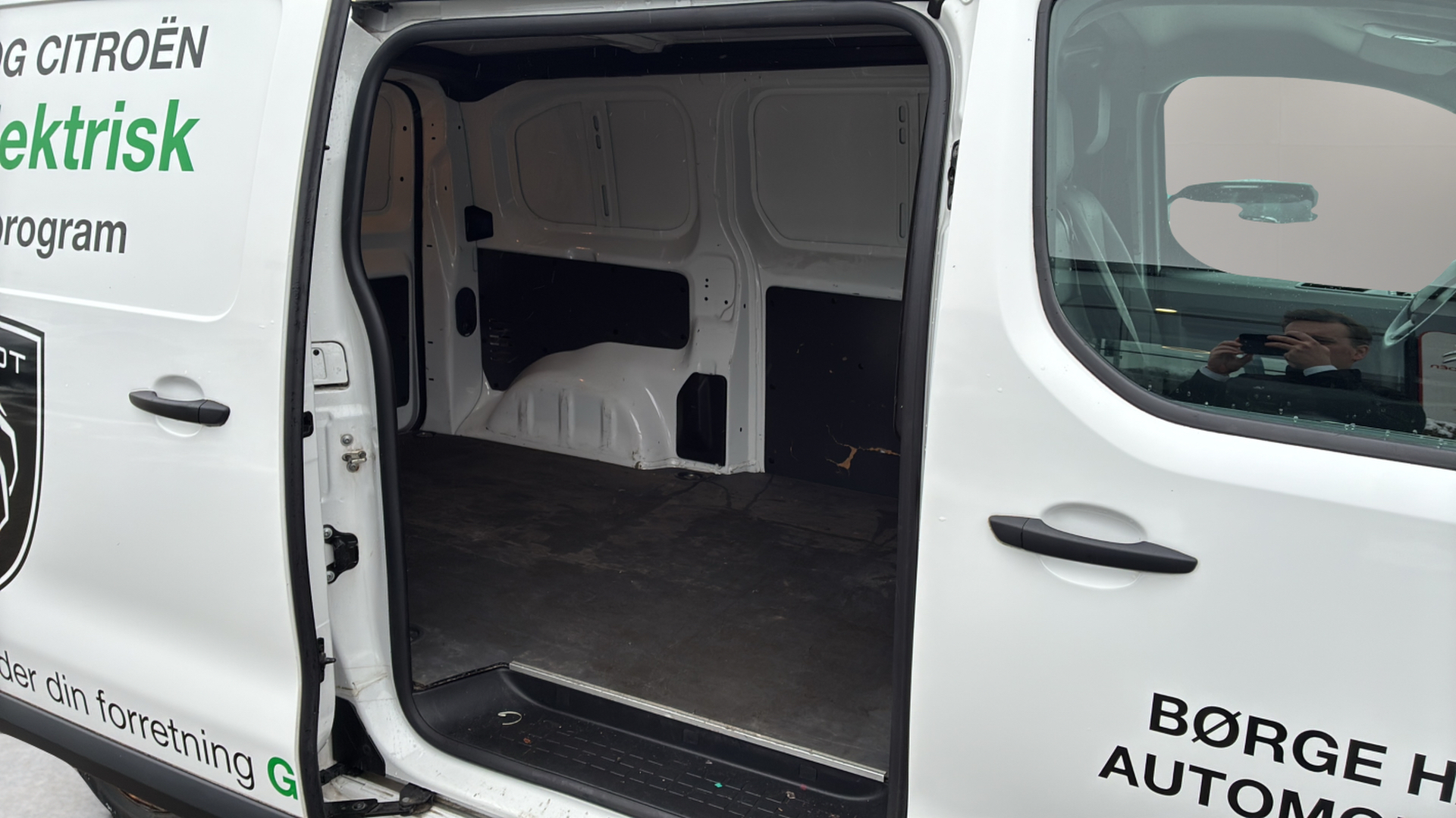 Billede af Citroën e-Jumpy L2 EL Fleetline 136HK Van Trinl. Gear