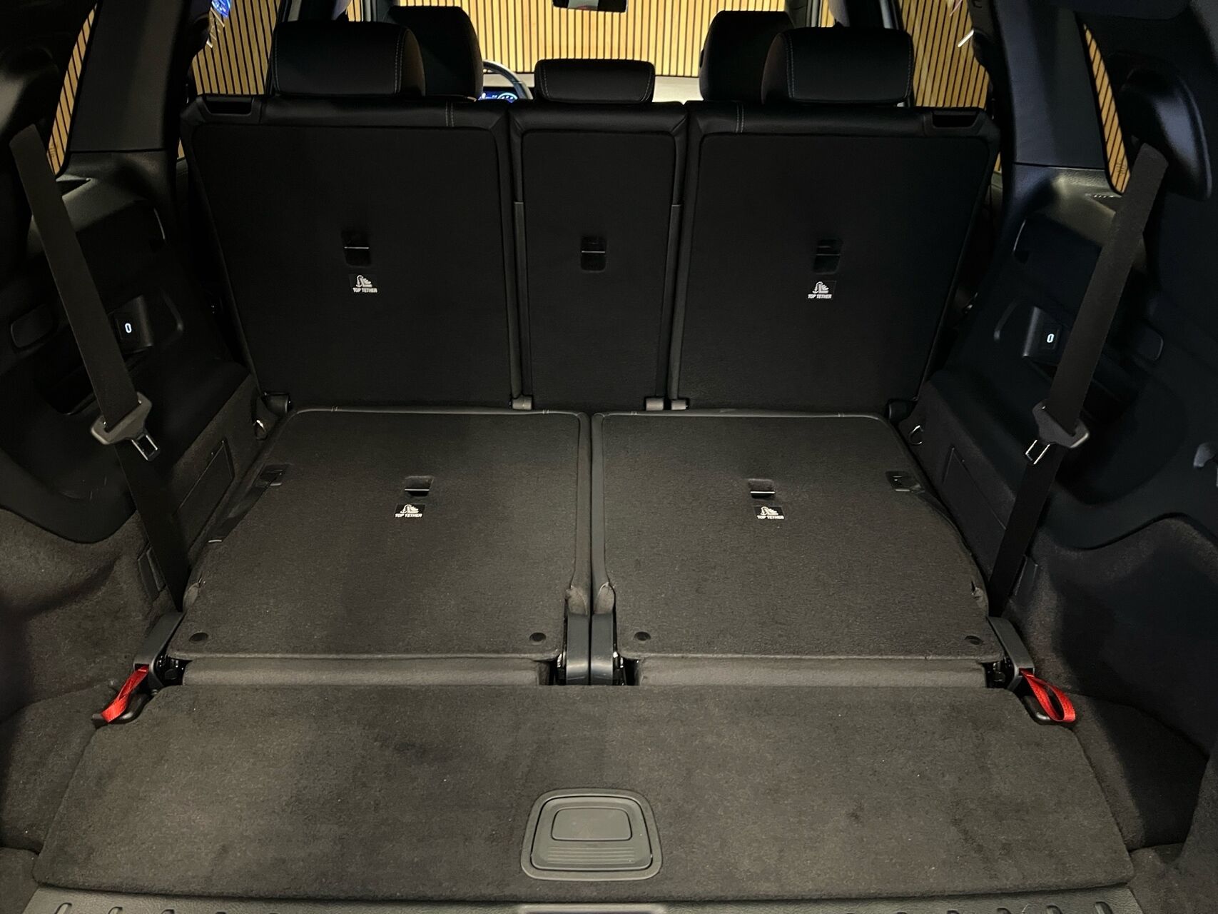 Billede af Mercedes-Benz EQB 250+ EL Progressive 7 pers. 190HK 5d Aut.