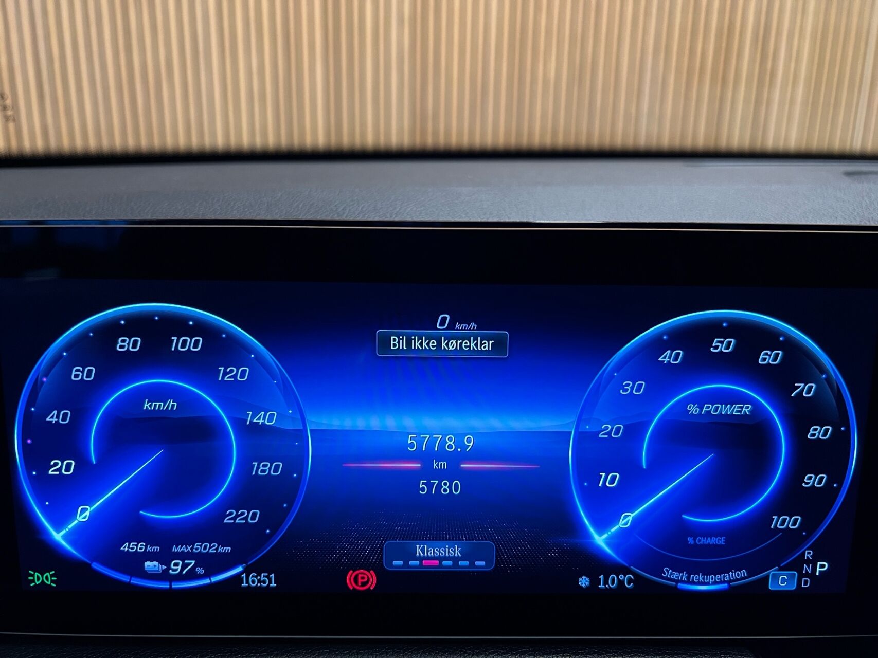 Billede af Mercedes-Benz EQB 250+ EL Progressive 7 pers. 190HK 5d Aut.