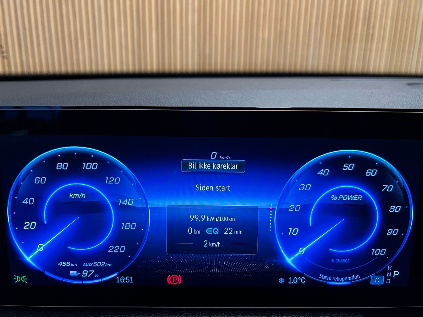 Billede af Mercedes-Benz EQB 250+ EL Progressive 7 pers. 190HK 5d Aut.