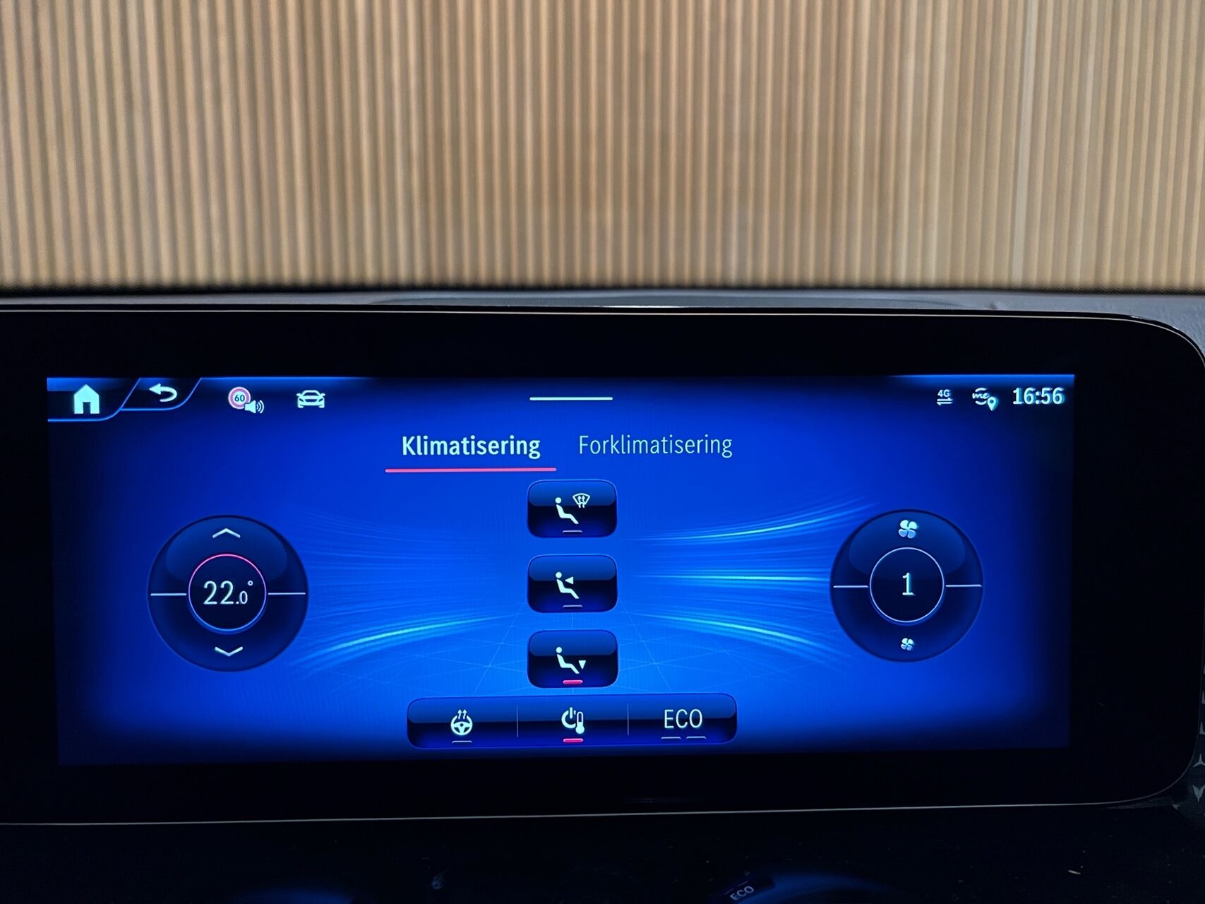 Billede af Mercedes-Benz EQB 250+ EL Progressive 7 pers. 190HK 5d Aut.