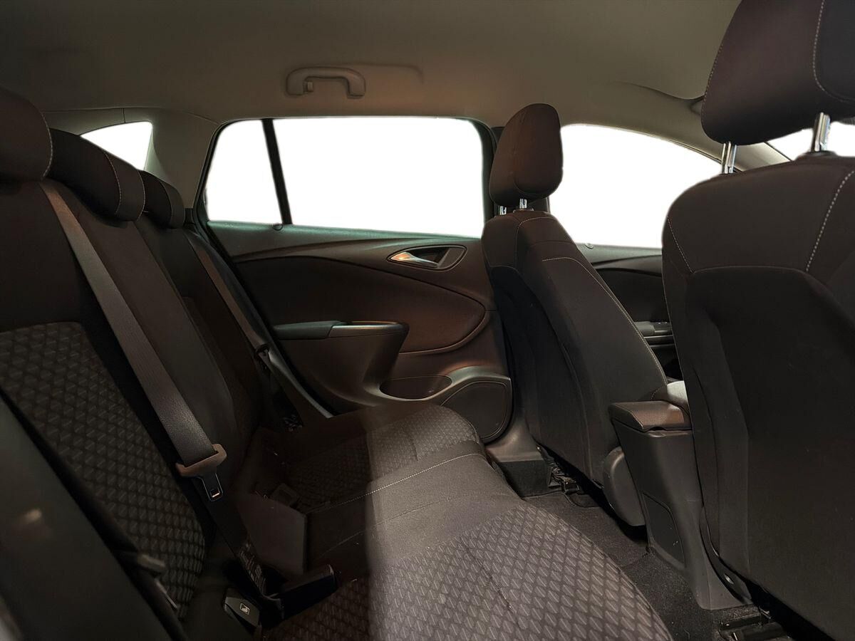 Billede af Opel Astra Sports Tourer 1,4 Turbo Enjoy Start/Stop 150HK Stc 6g