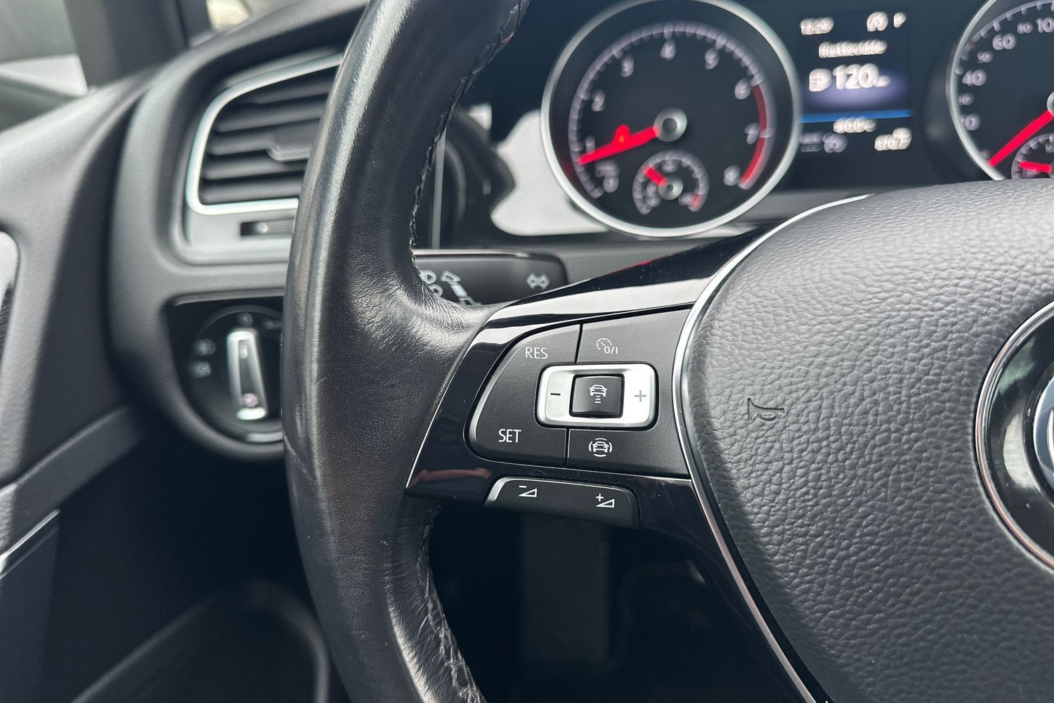 Billede af VW Golf Variant 1,5 TSI BMT EVO Connect DSG 150HK Stc 7g Aut.