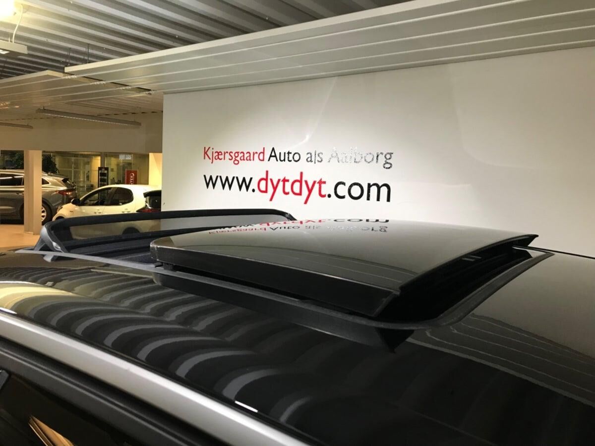 Billede af Peugeot e-3008 EL GT 210HK 5d Aut.