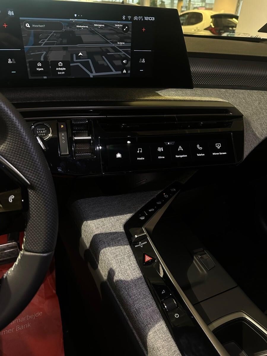 Billede af Peugeot e-3008 EL GT 210HK 5d Aut.