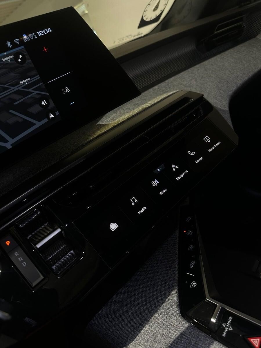 Billede af Peugeot e-3008 EL GT 210HK 5d Aut.