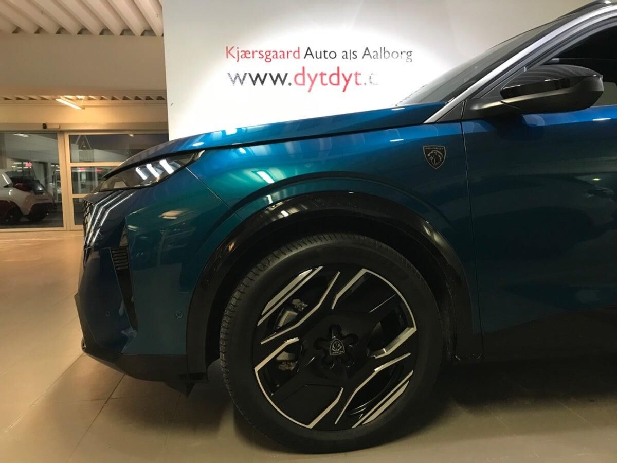 Billede af Peugeot e-3008 EL GT 210HK 5d Aut.