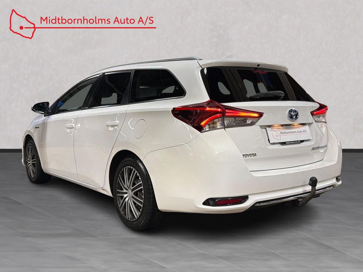 Billede af Toyota Auris Touring Sports 1,8 Hybrid Pure Safety Sense 136HK Stc Aut.