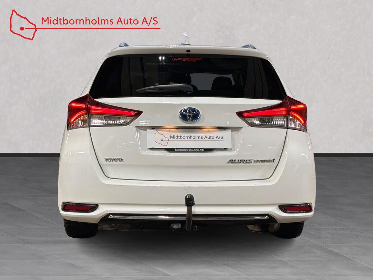 Billede af Toyota Auris Touring Sports 1,8 Hybrid Pure Safety Sense 136HK Stc Aut.