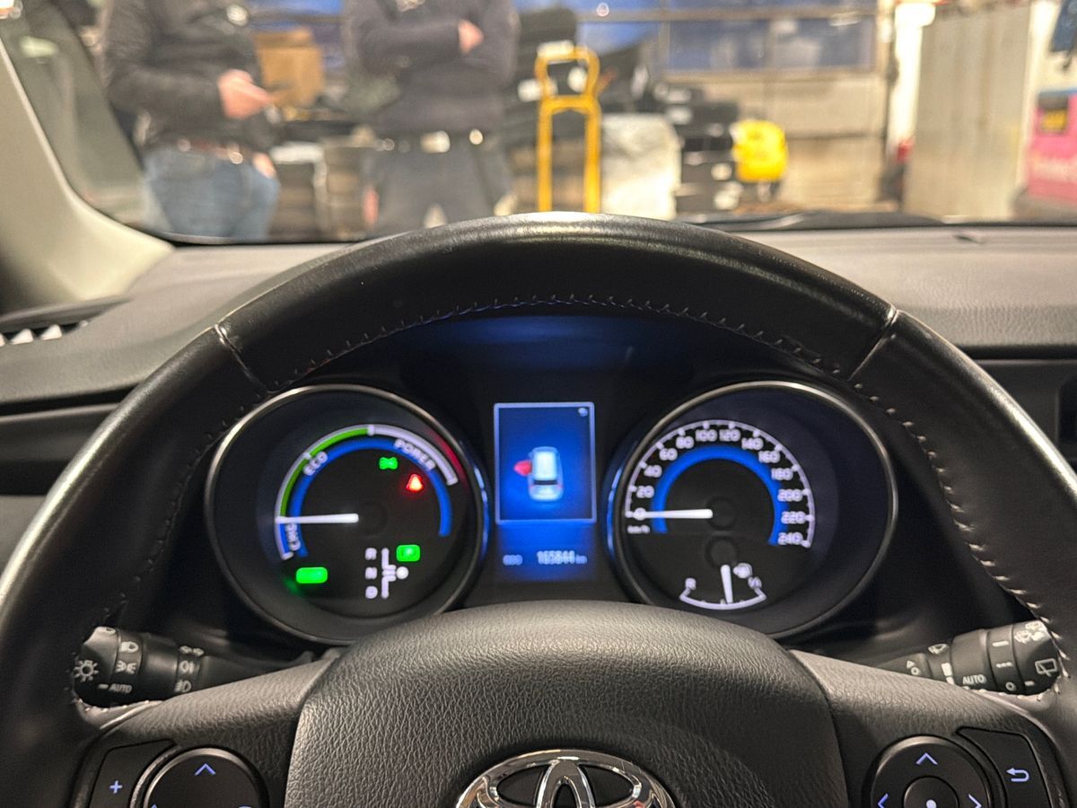 Billede af Toyota Auris Touring Sports 1,8 Hybrid Pure Safety Sense 136HK Stc Aut.