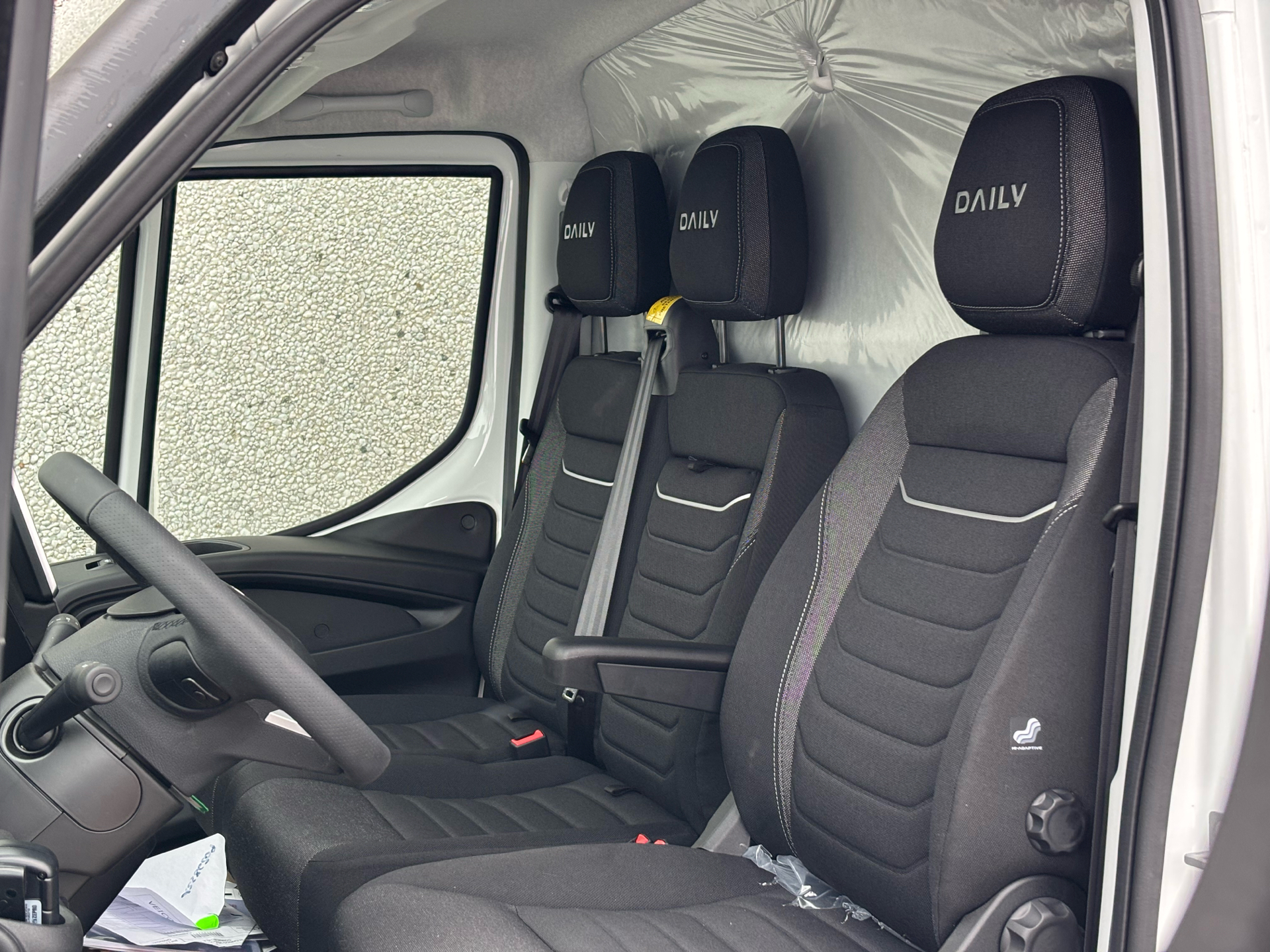 Billede af Iveco Daily 35S18 3750mm 3,0 D 180HK Ladv./Chas. 8g Aut.