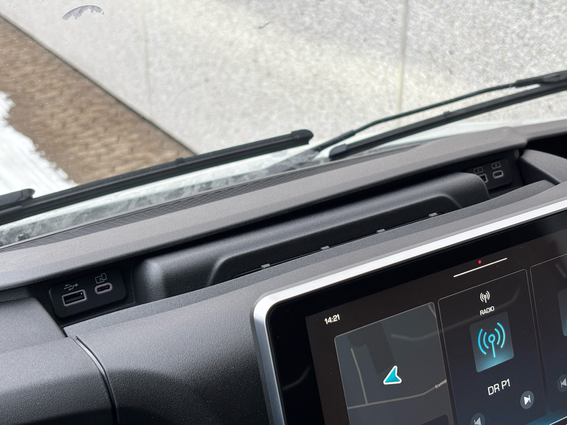 Billede af Iveco Daily 35S18 3750mm 3,0 D 180HK Ladv./Chas. 8g Aut.