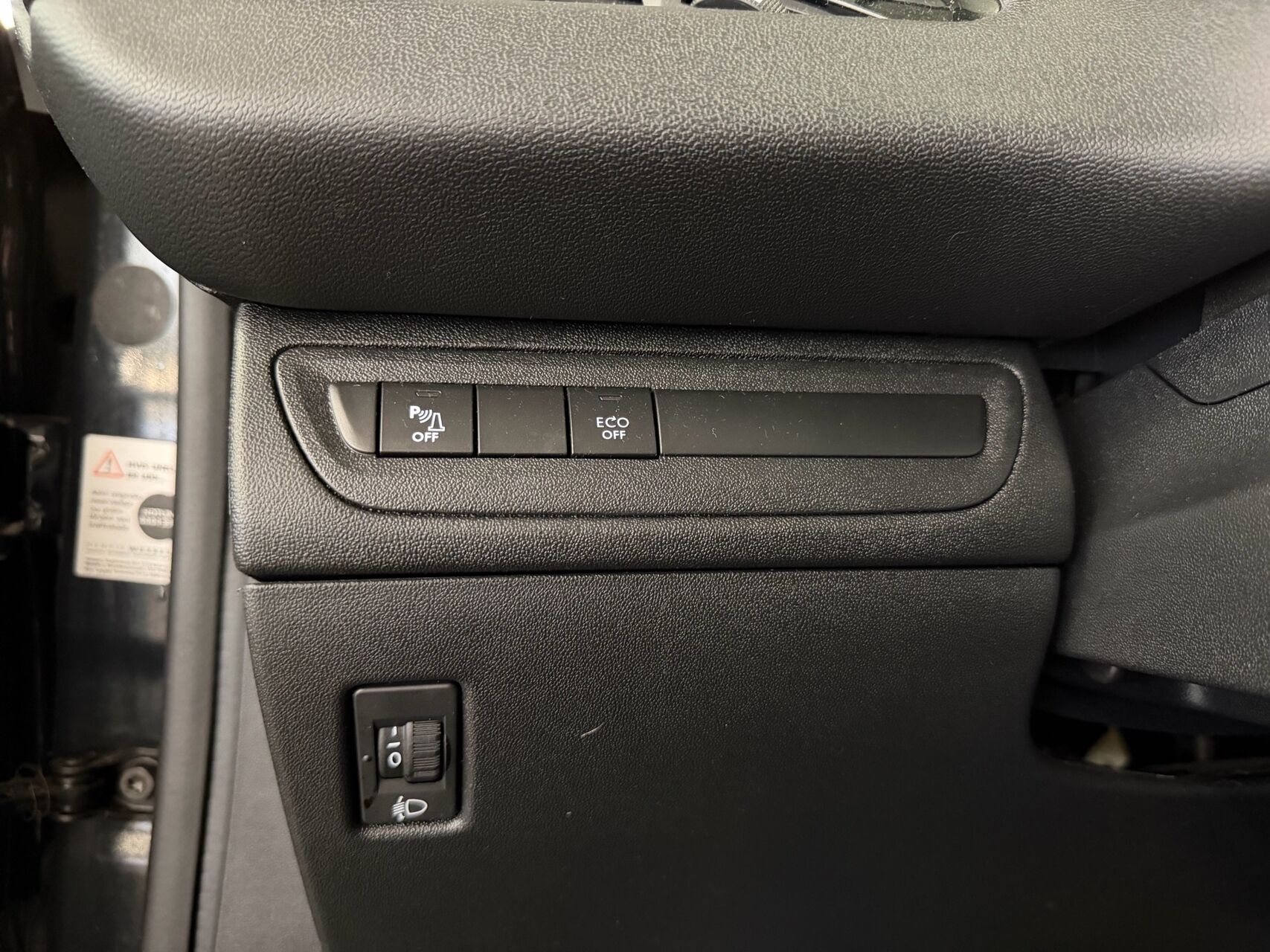 Billede af Peugeot 208 1,5 BlueHDi Signature+ 100HK 5d