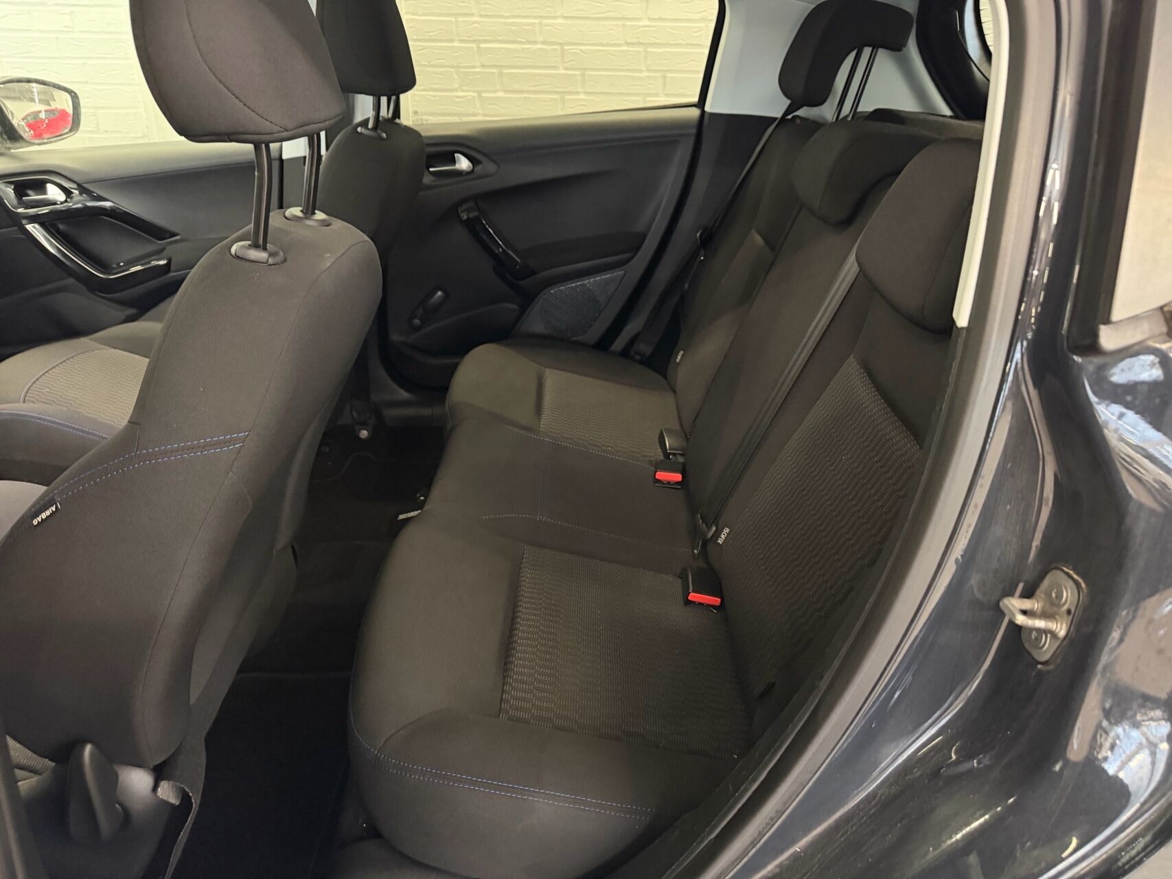 Billede af Peugeot 208 1,5 BlueHDi Signature+ 100HK 5d