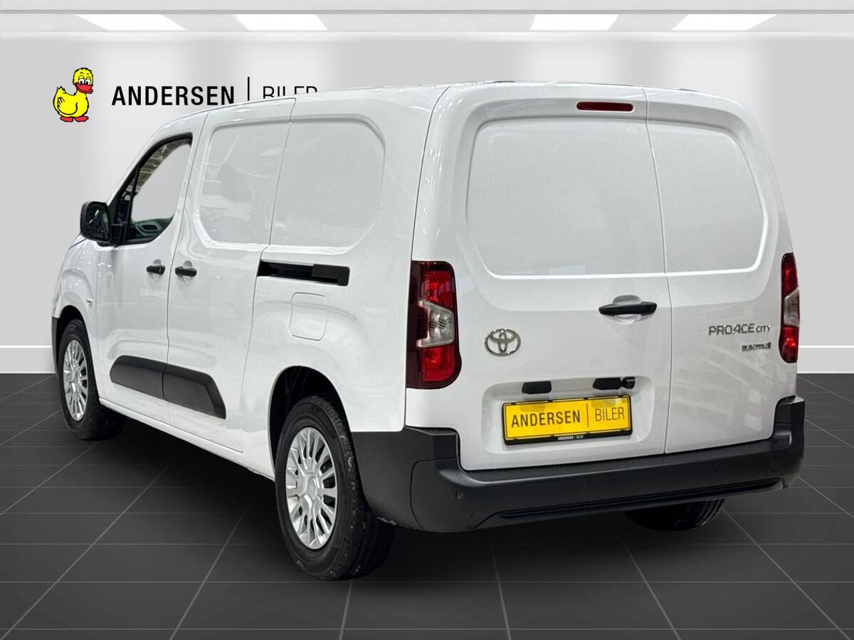 Billede af Toyota Proace Electric Long EL Comfort 136HK Van Aut.