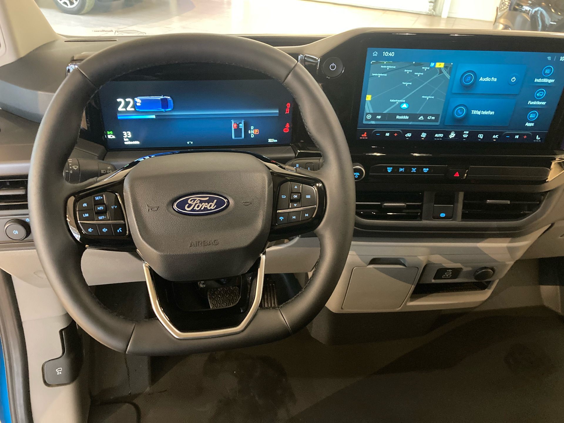 Billede af Ford E-Transit Custom 340 L2H1 EL Sport 218HK Van Aut.