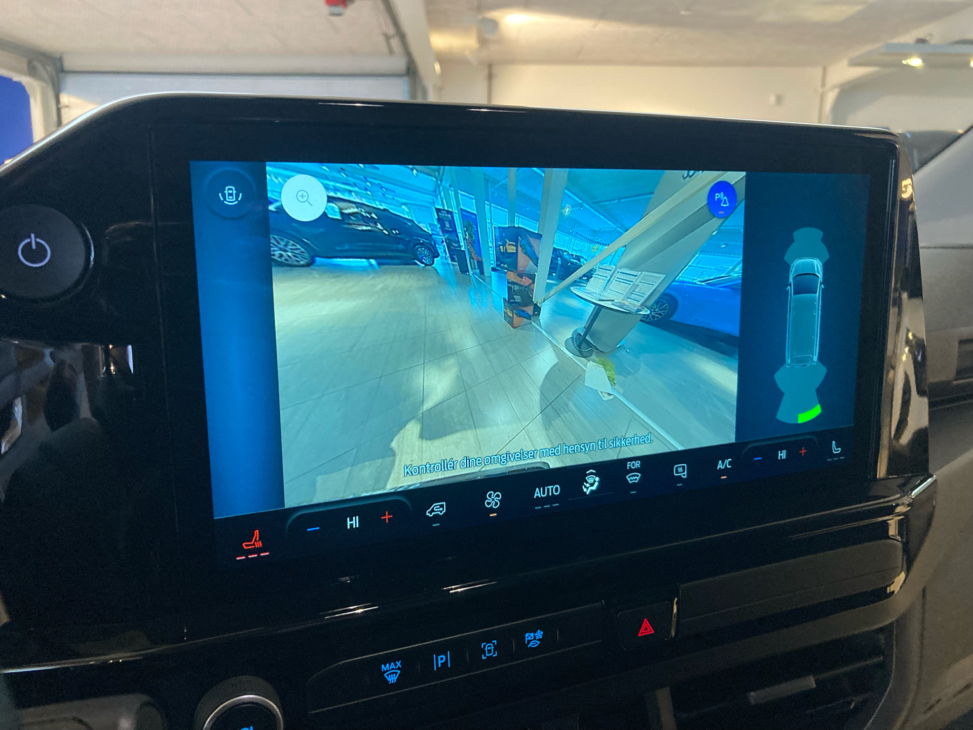 Billede af Ford E-Transit Custom 340 L2H1 EL Sport 218HK Van Aut.