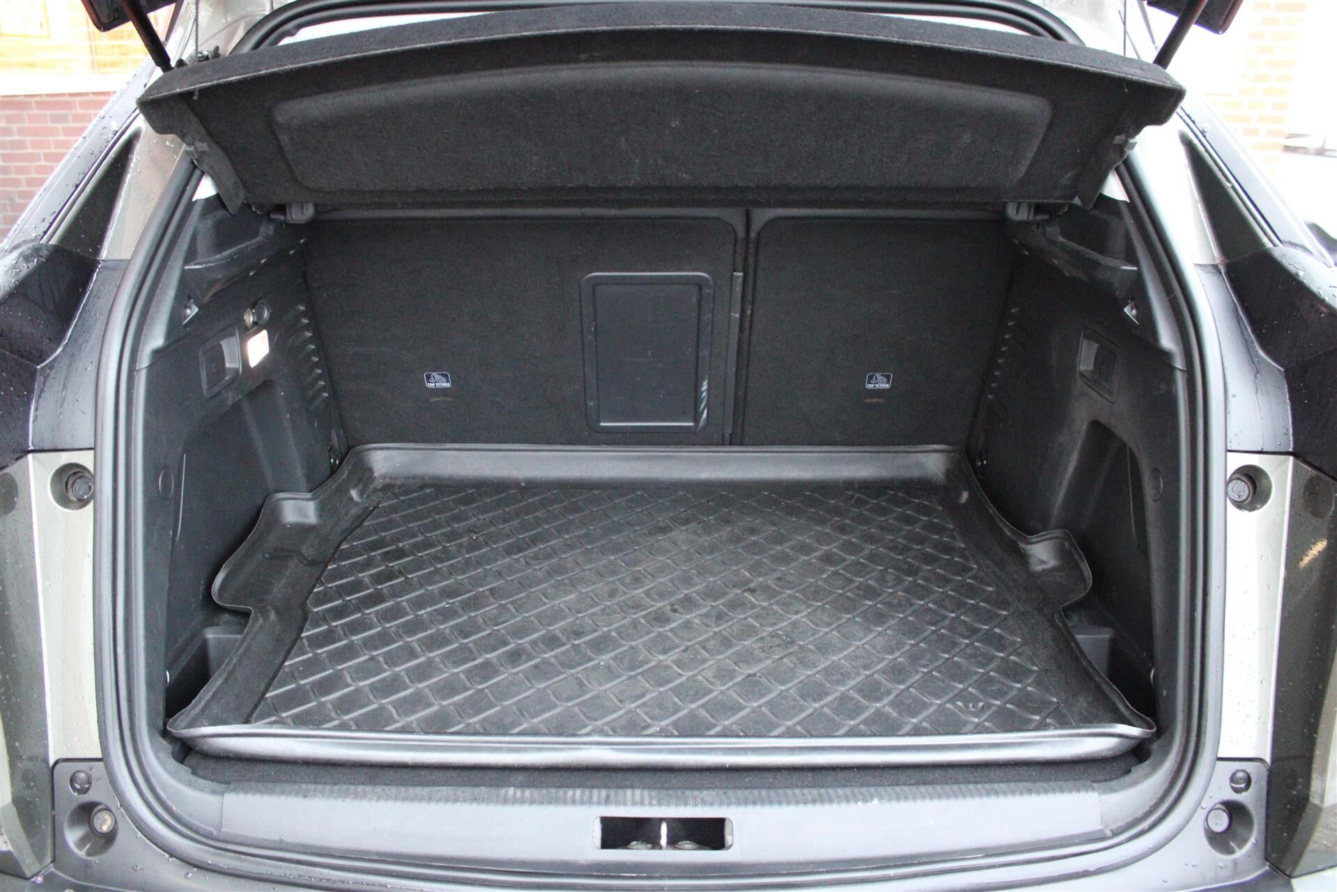 Billede af Peugeot 3008 2,0 BlueHDi Allure 150HK 5d 6g