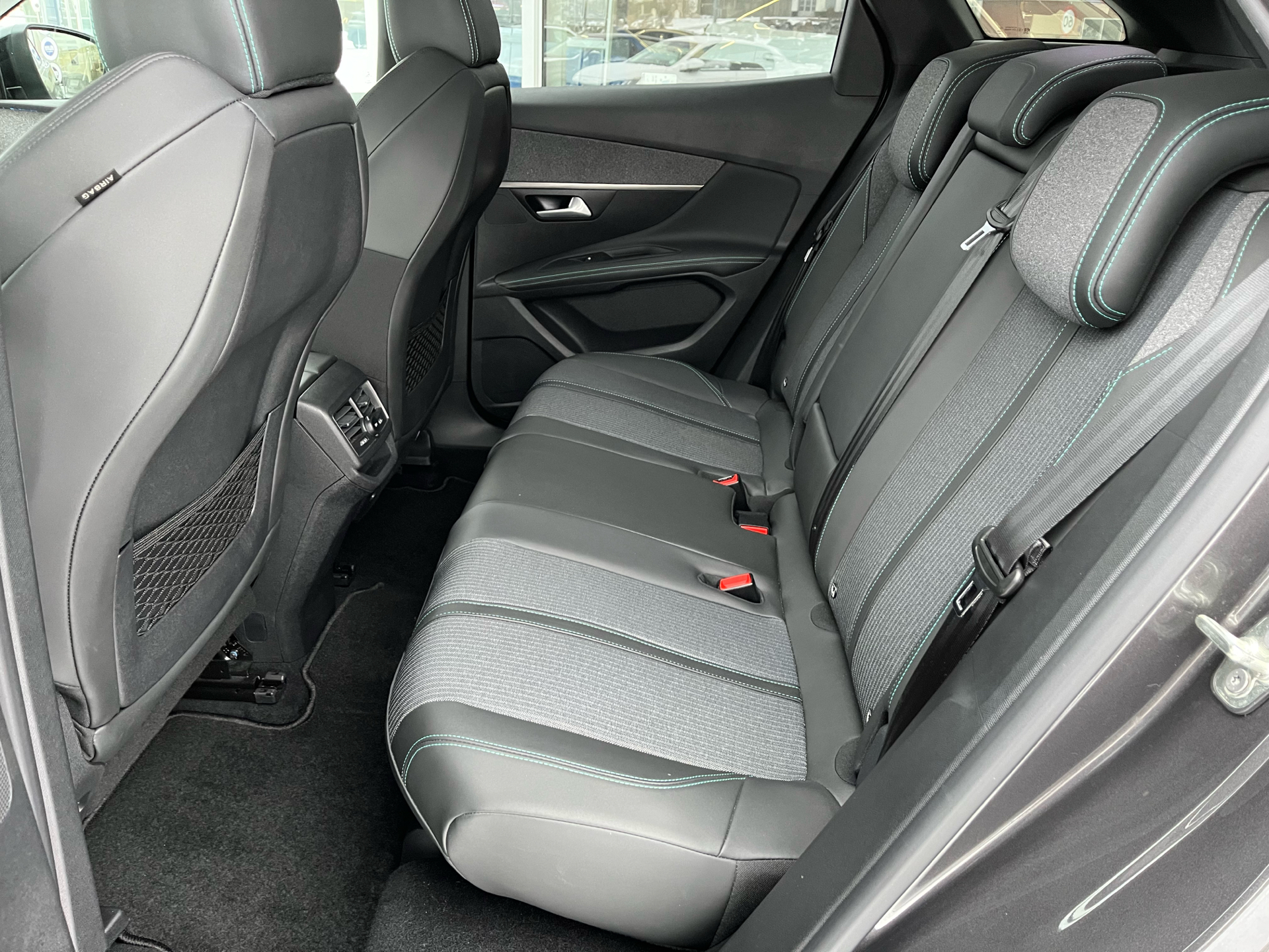 Billede af Peugeot 3008 1,5 BlueHDi First Selection EAT8 130HK 5d 8g Aut.