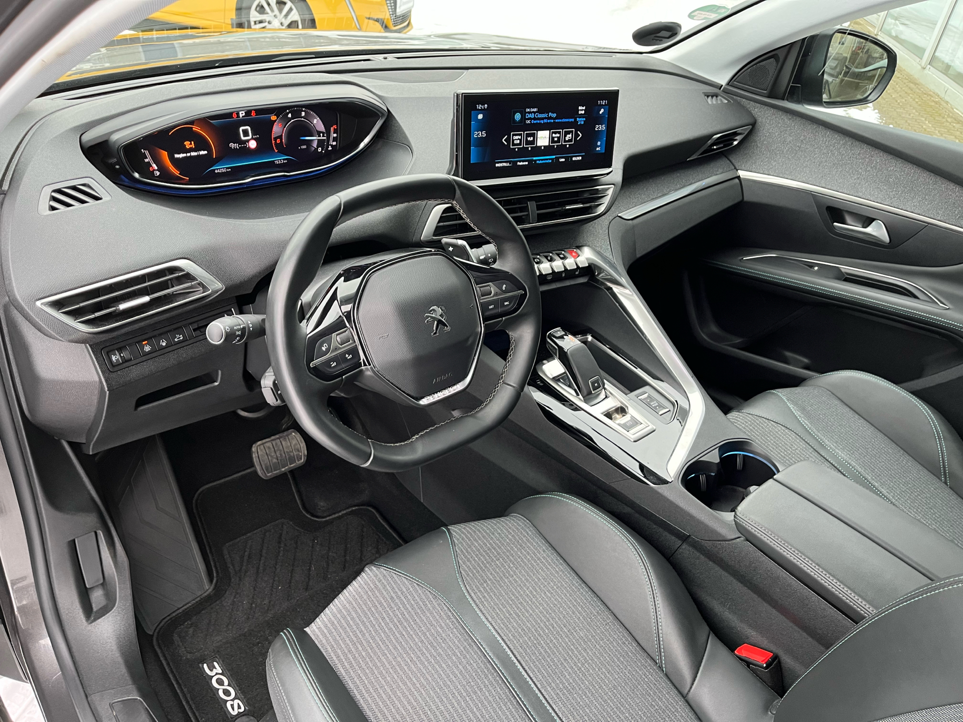 Billede af Peugeot 3008 1,5 BlueHDi First Selection EAT8 130HK 5d 8g Aut.