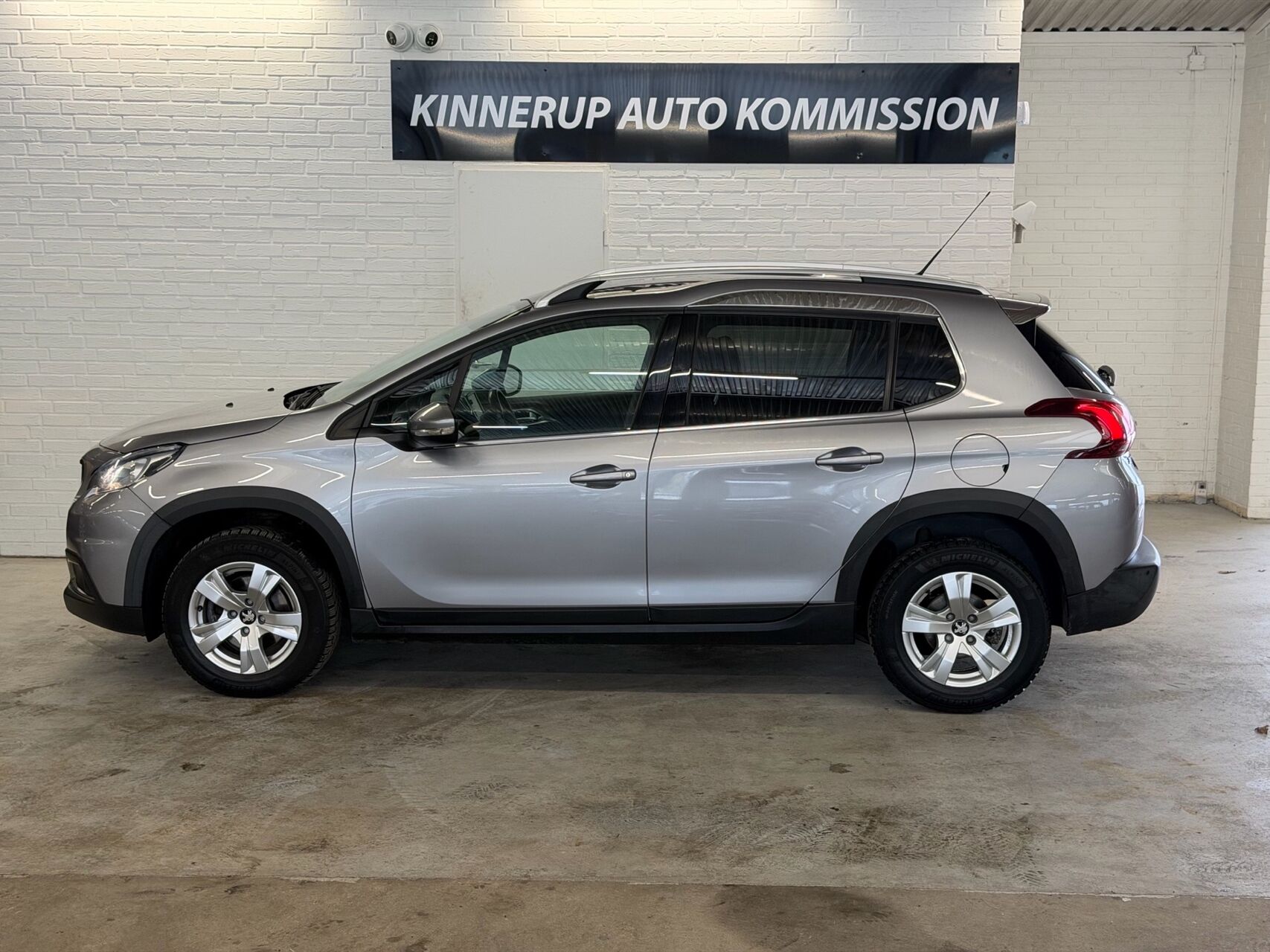 Billede af Peugeot 2008 1,2 e-THP Allure Sky 110HK 5d