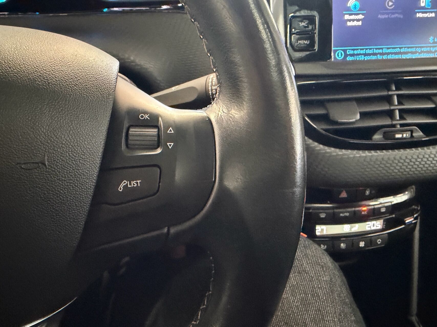 Billede af Peugeot 2008 1,2 e-THP Allure Sky 110HK 5d