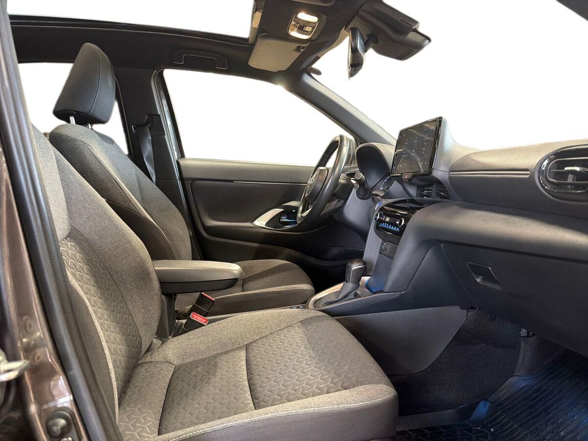 Billede af Toyota Yaris Cross 1,5 Hybrid Style 116HK 5d Trinl. Gear