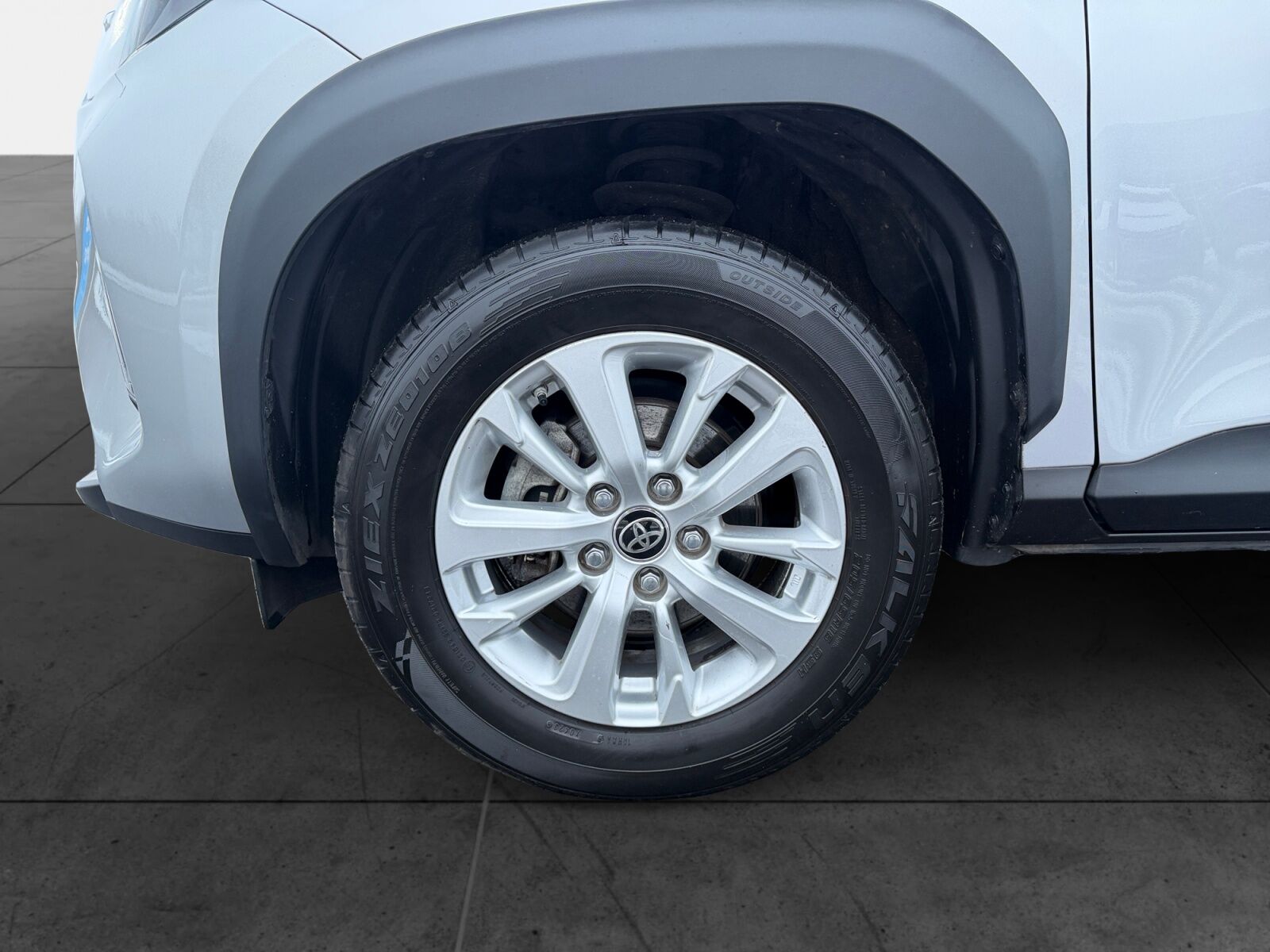 Billede af Toyota Yaris Cross 1,5 Hybrid Active Technology Plus 116HK 5d Trinl. Gear