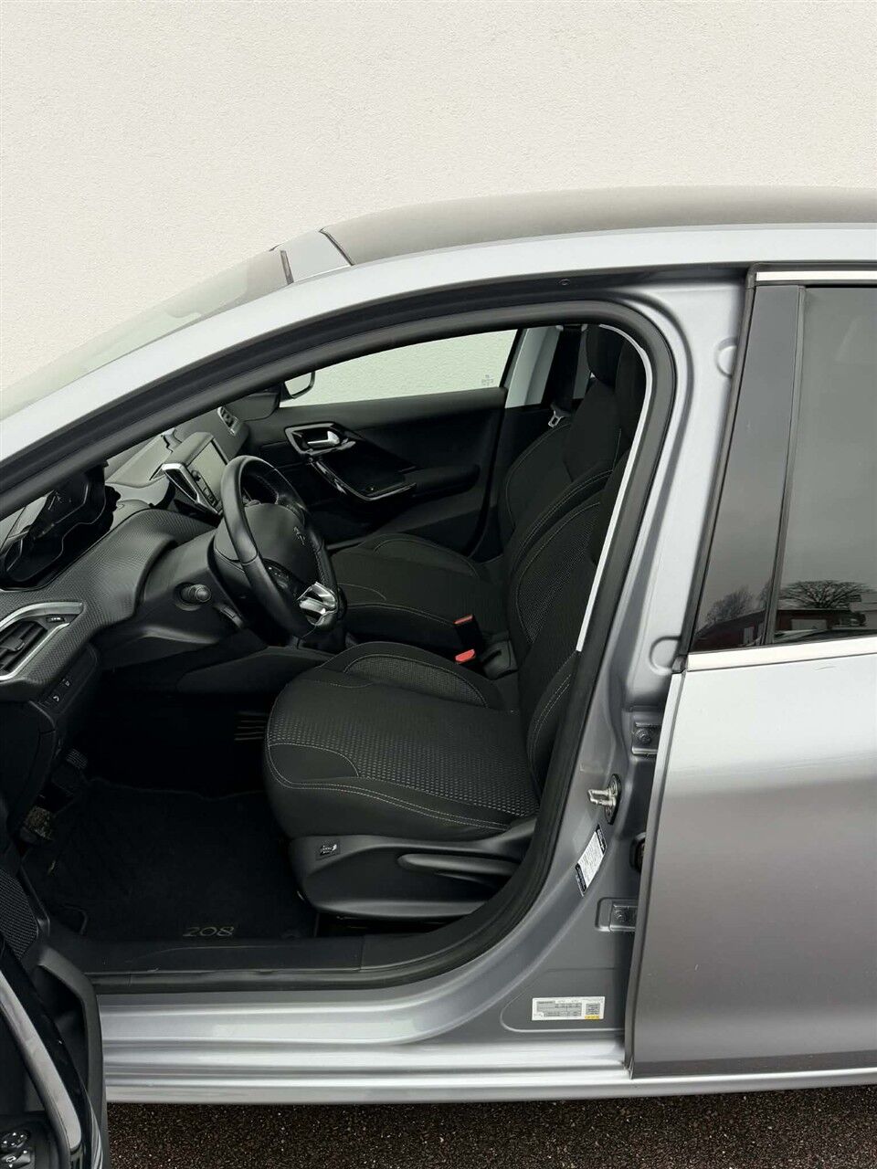 Billede af Peugeot 208 1,2 PureTech Allure+ 82HK 5d