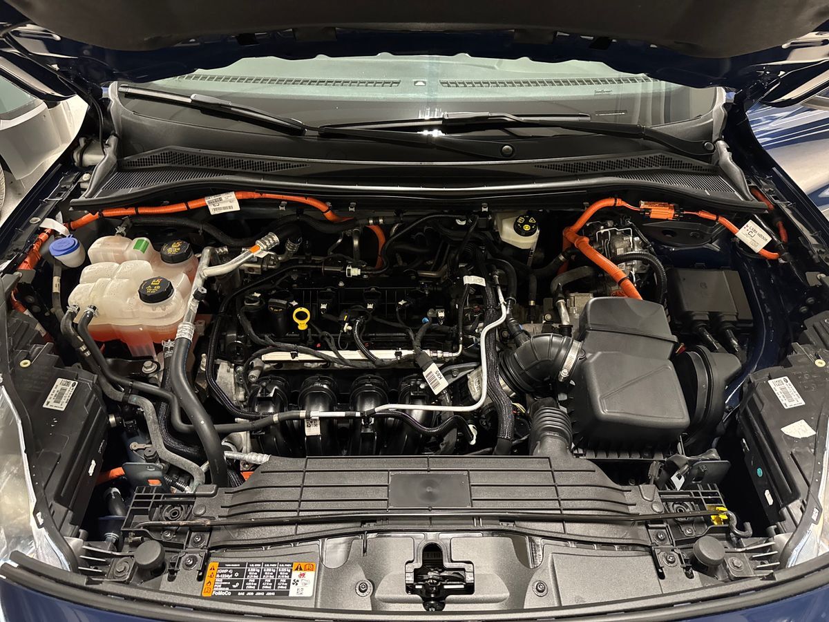 Billede af Ford Kuga 2,5 Plugin-hybrid Titanium CVT 225HK 5d Trinl. Gear