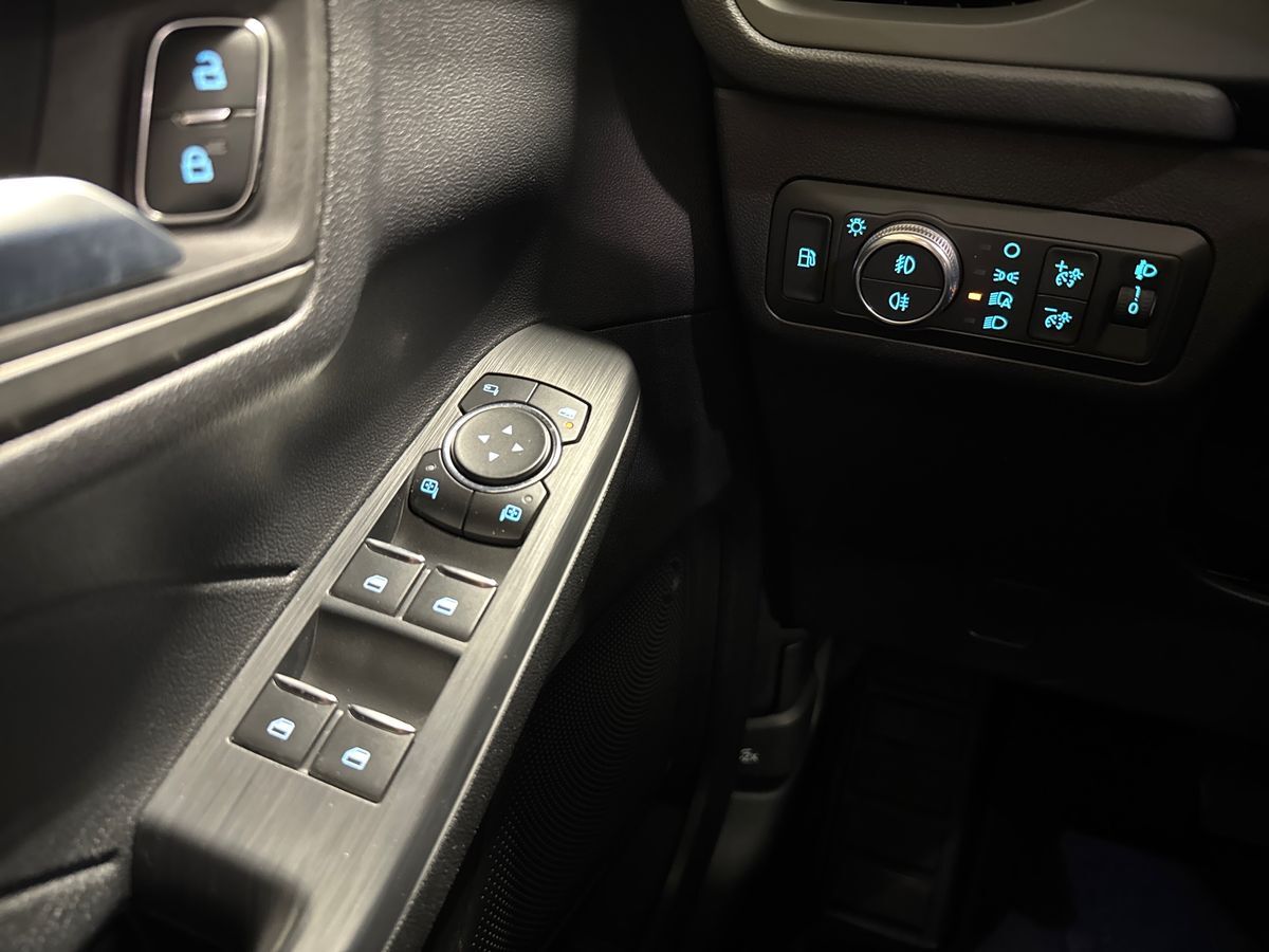 Billede af Ford Kuga 2,5 Plugin-hybrid Titanium CVT 225HK 5d Trinl. Gear