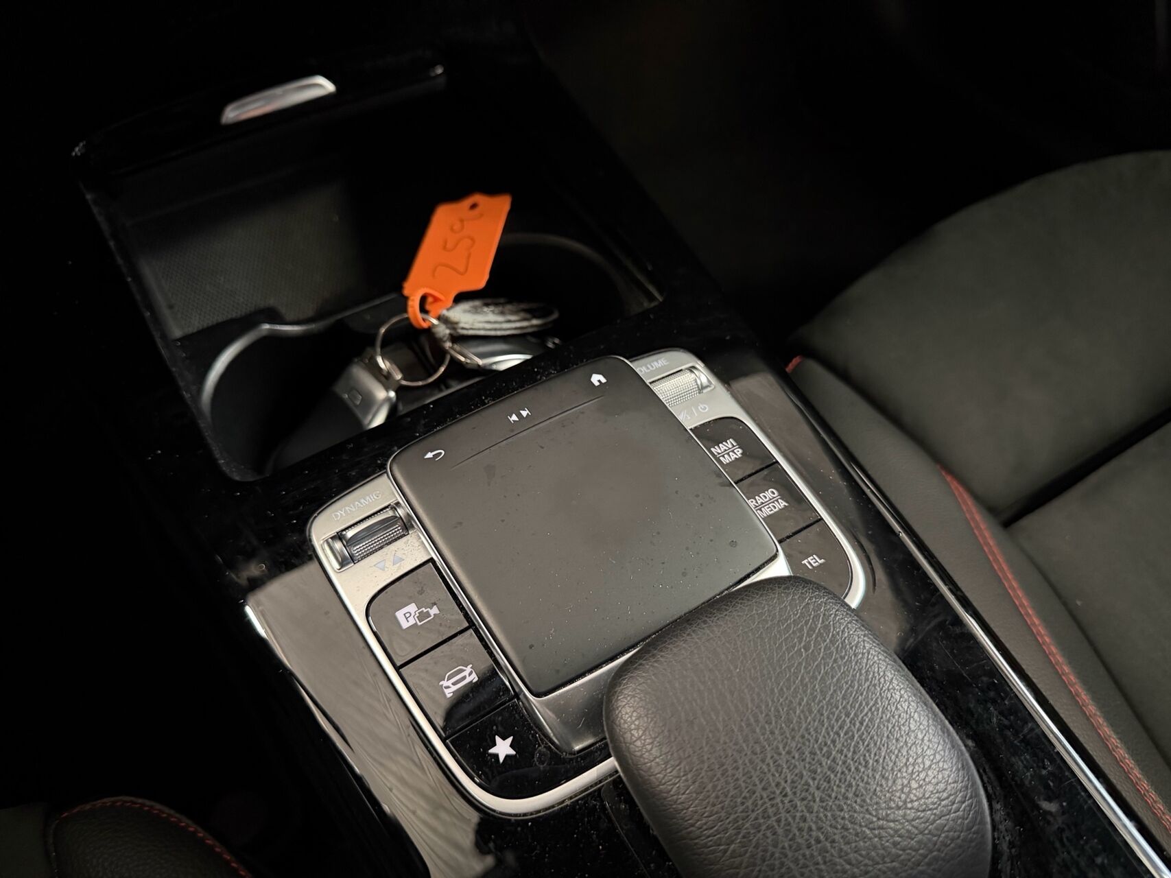 Billede af Mercedes-Benz A200 d 2,0 D AMG Line 8G-DCT 150HK 5d 8g Aut.