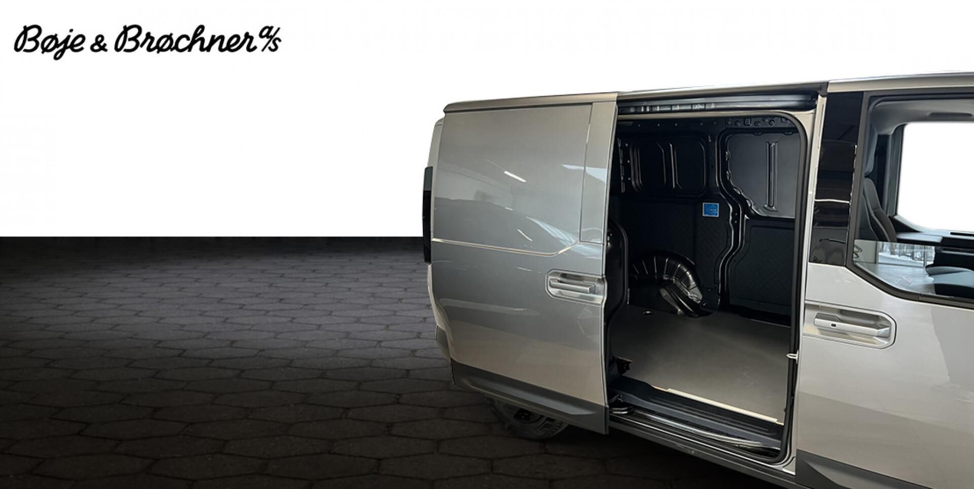 Billede af Kia PV5 Cargo L2H1 EL Long Range Work Pro 163HK Van Aut.