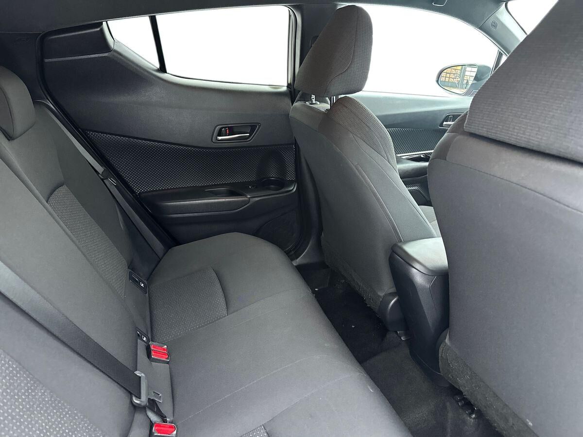 Billede af Toyota C-HR 1,8 Hybrid C-LUB Premium Selected Multidrive S 122HK 5d Aut.