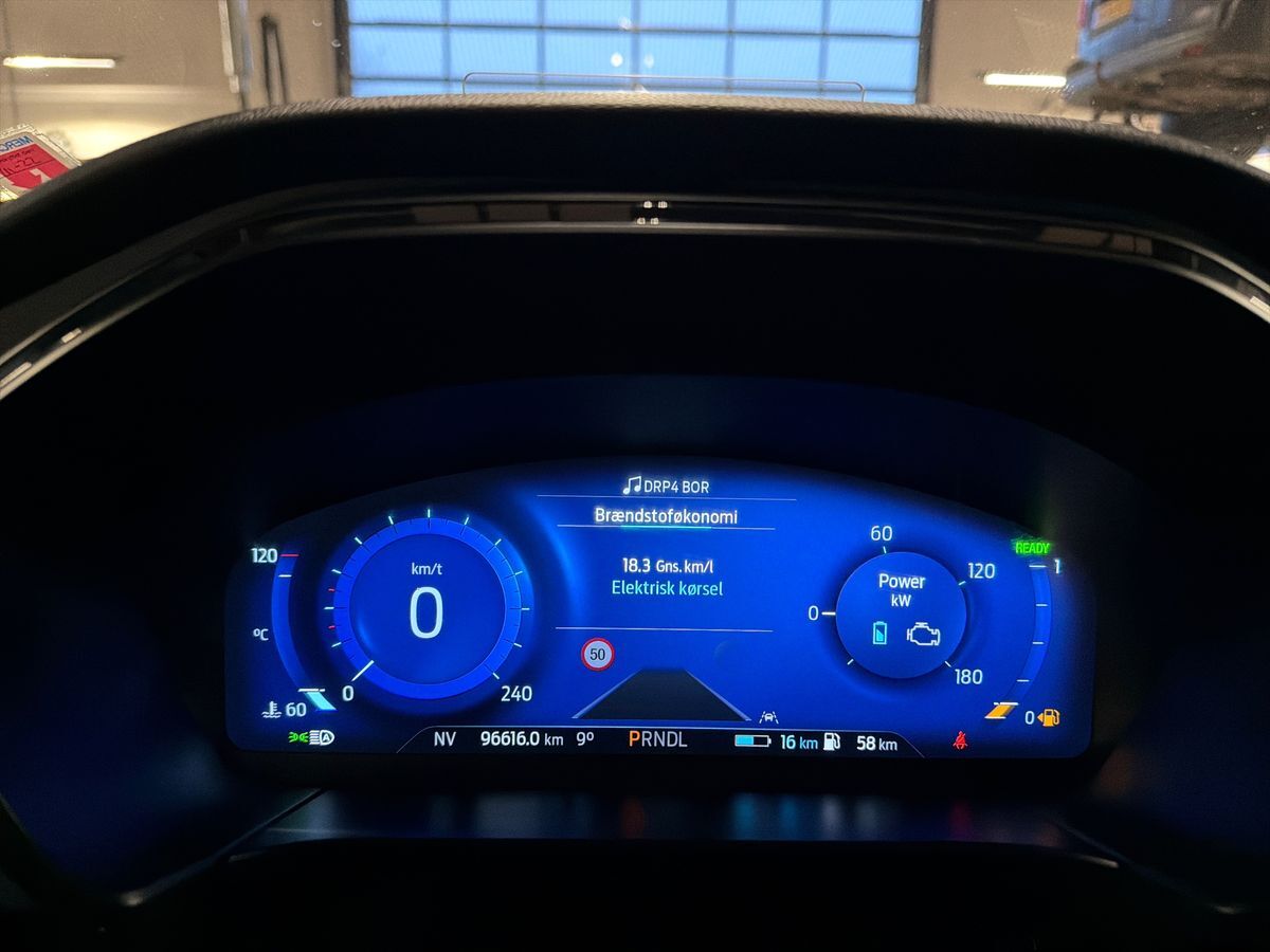 Billede af Ford Kuga 2,5 Plugin-hybrid ST-Line X CVT 225HK 5d Trinl. Gear